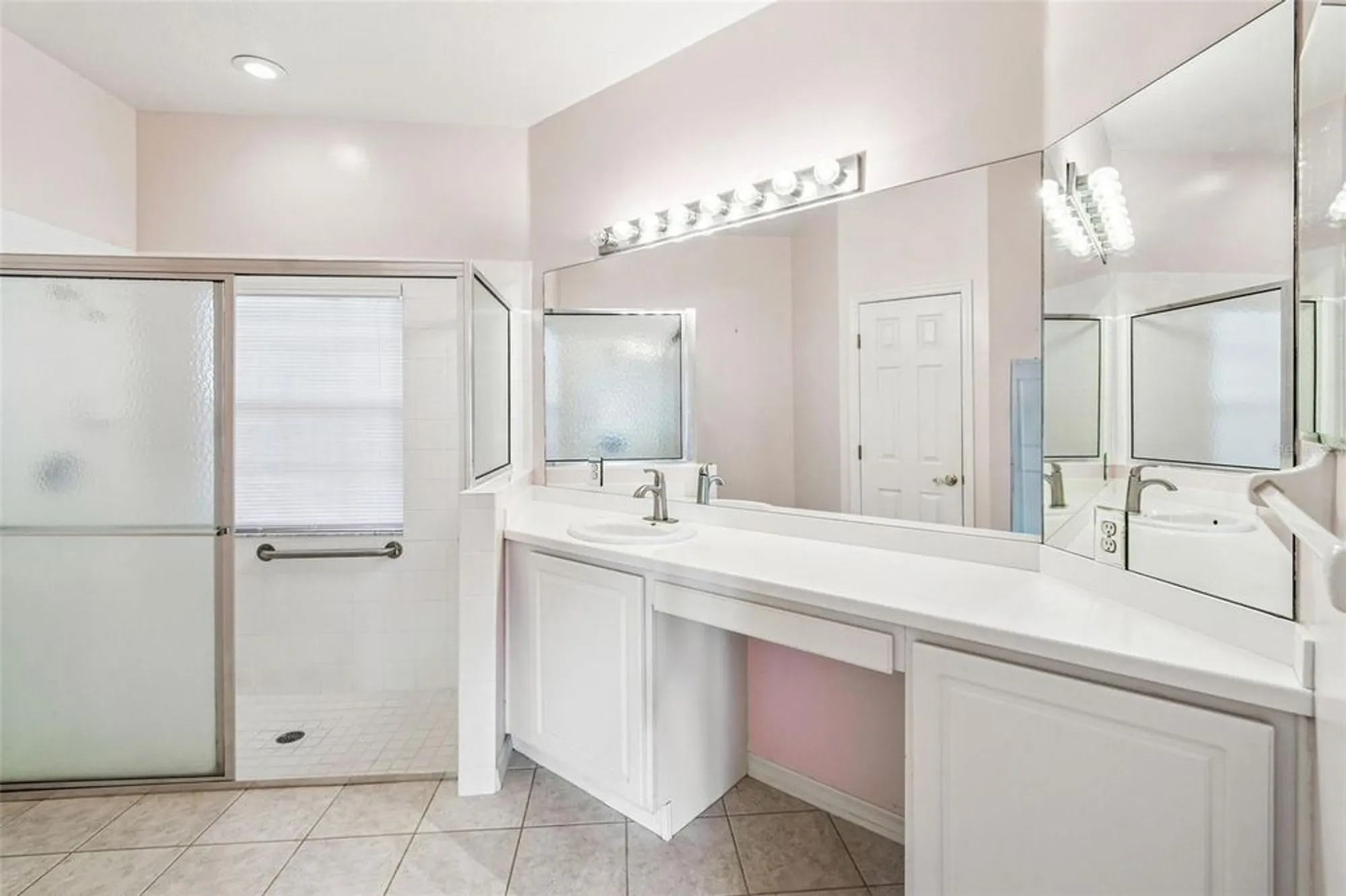 Property Slideshow image 22 of 54 | 219 largo dr, Kissimmee, FL, 34759