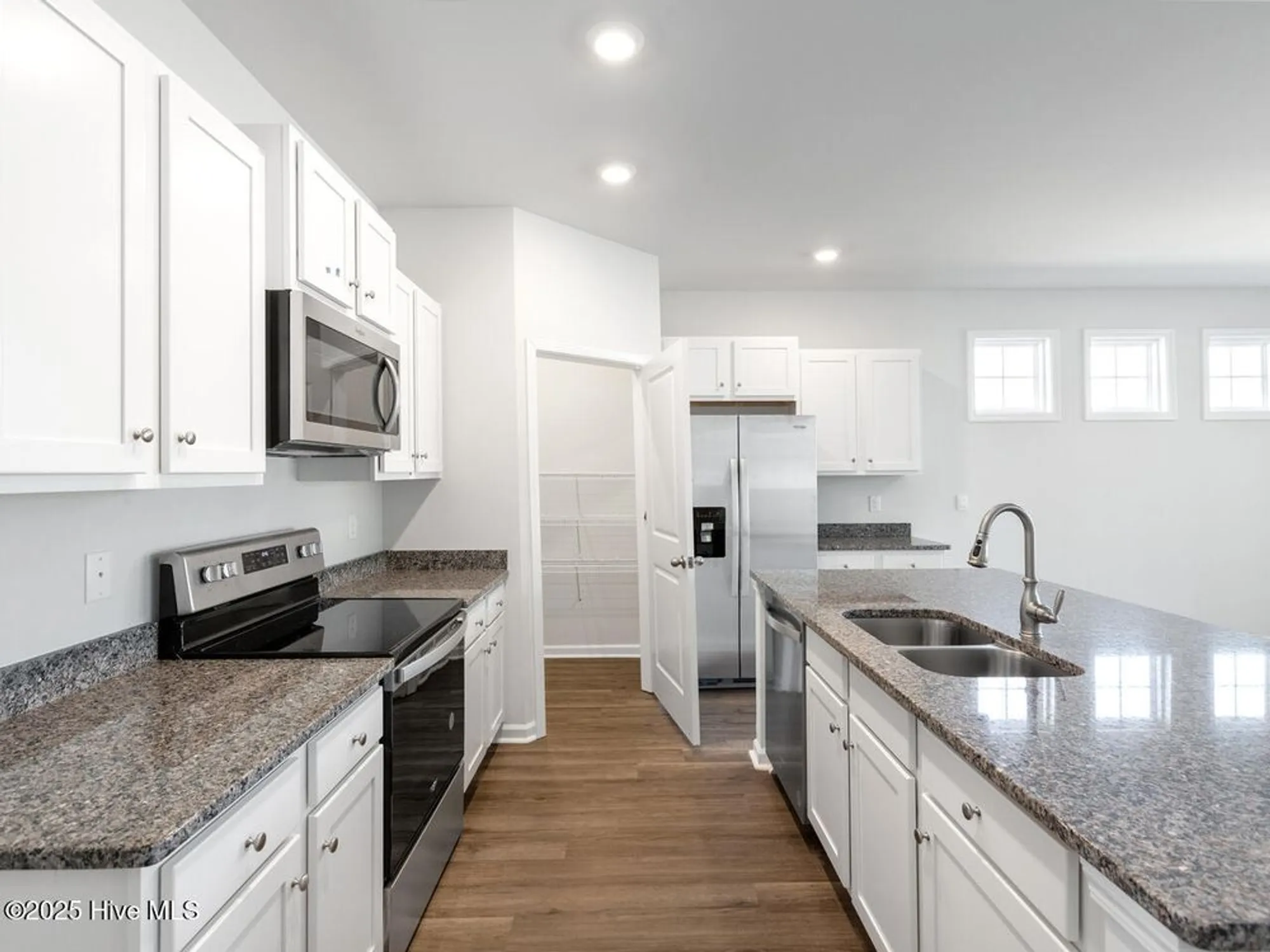 Property Slideshow image 6 of 46 | 9442 crowded gules dr 220, Leland, NC, 28451