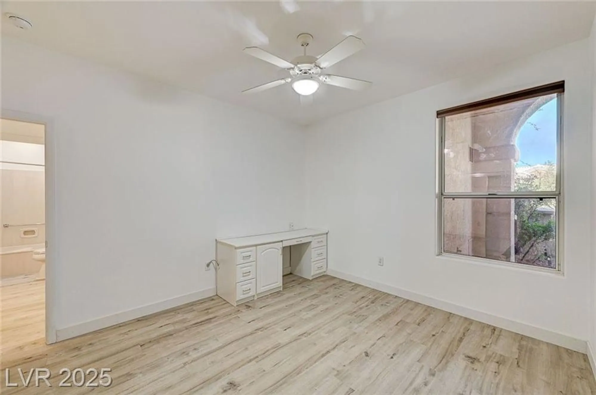 Property Slideshow image 37 of 47 | 10725 mission lakes ave, Las Vegas, NV, 89134