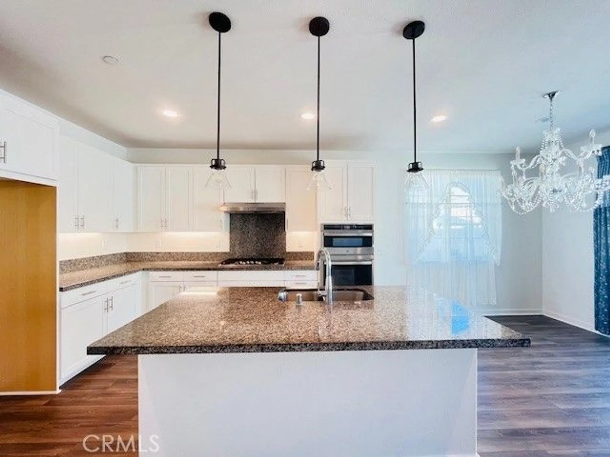 Property Slideshow image 5 of 12 | 28813 chapparal ct, Santa Clarita, CA, 91350