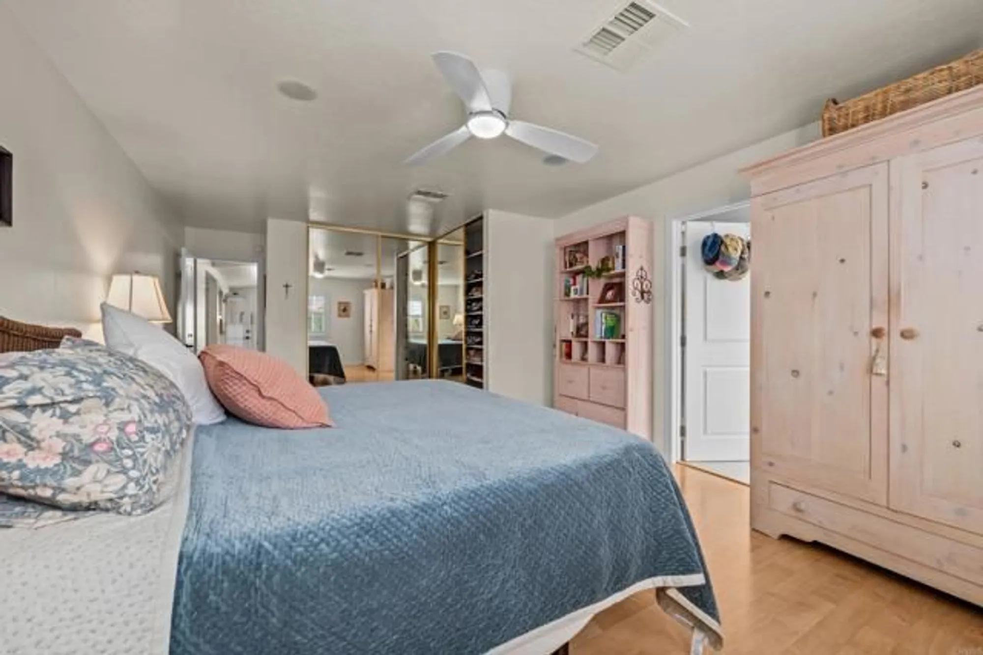 Property Slideshow image 13 of 31 | 5155 don rodolfo dr, Carlsbad, CA, 92010