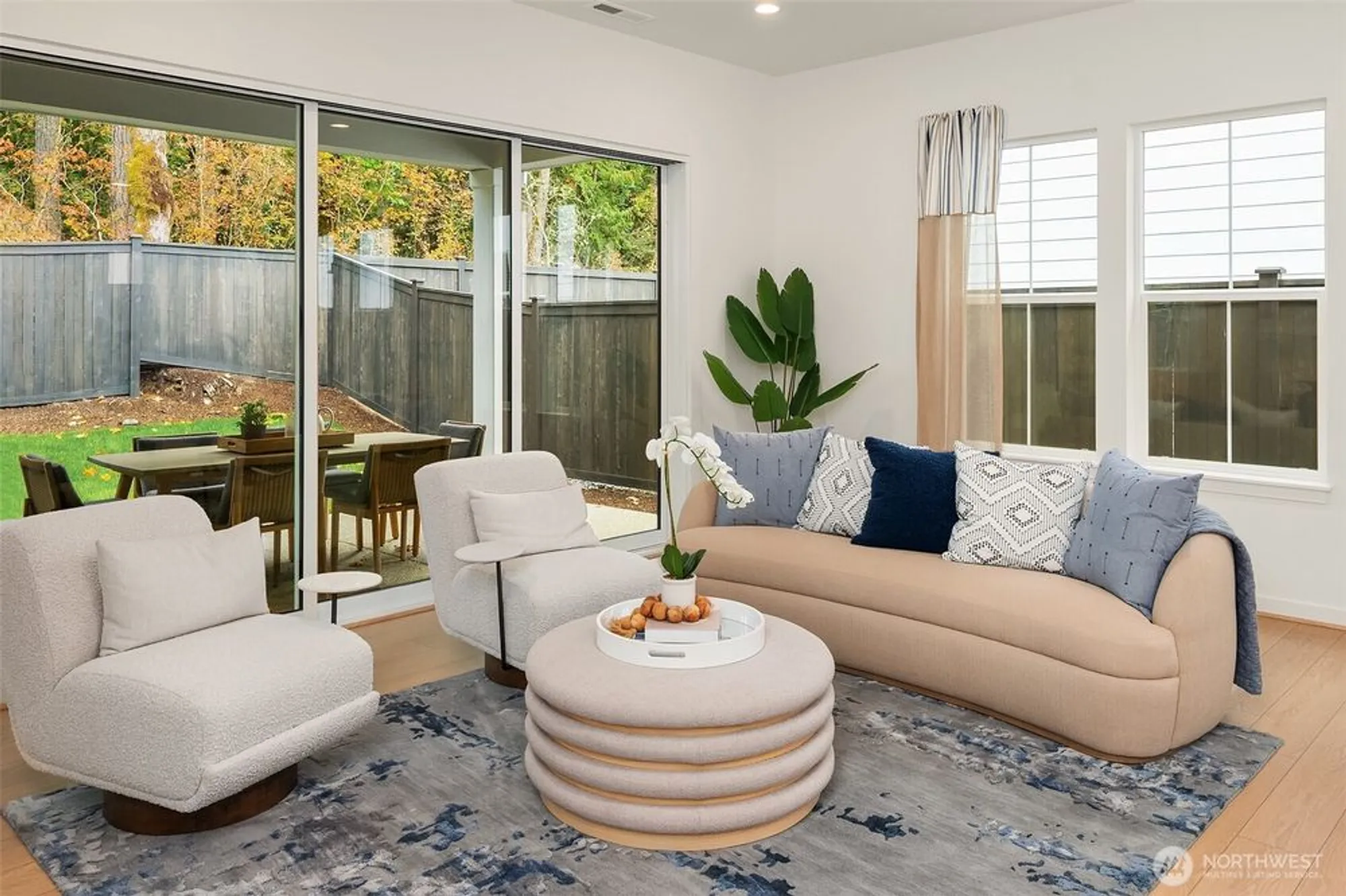 Property Slideshow image 10 of 31 | 33938 calla lily pl se, Black Diamond, WA, 98010