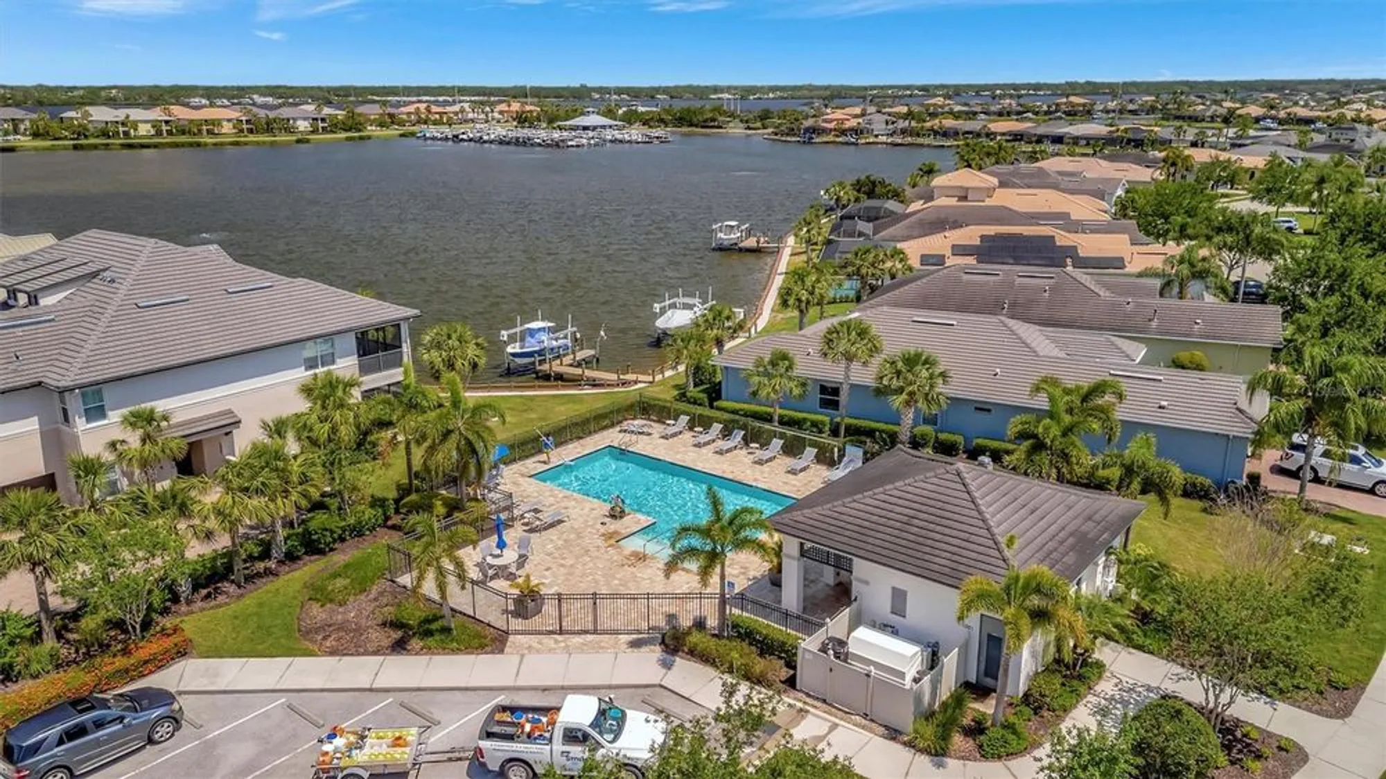 Property Slideshow image 63 of 78 | 5009 lake overlook ave, Bradenton, FL, 34208