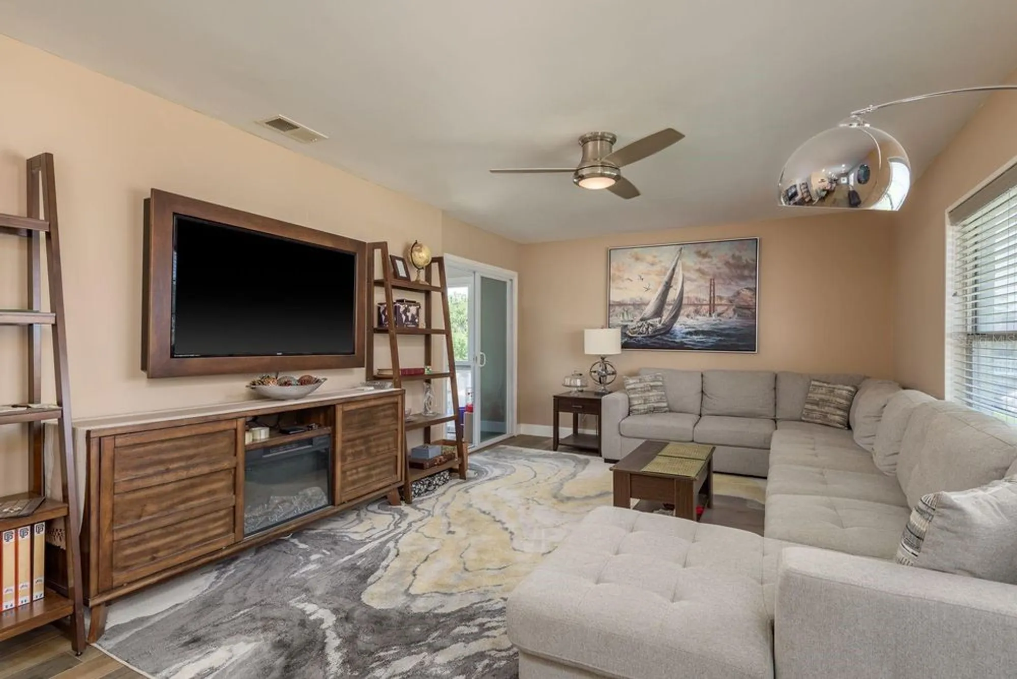 Property Slideshow image 4 of 18 | 1250 s pinellas ave apt 214, Tarpon Springs, FL, 34689