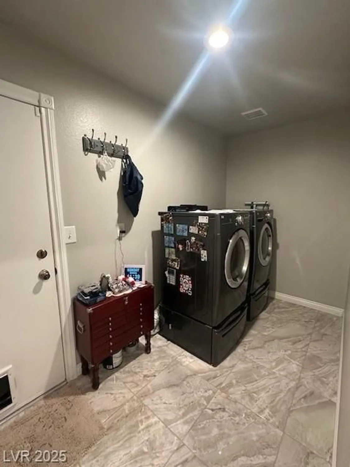 Property Slideshow image 12 of 12 | 9816 villa ridge dr, Las Vegas, NV, 89134