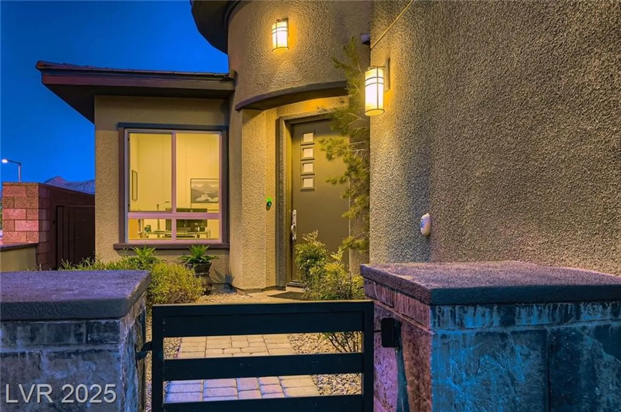 Property Slideshow image 4 of 45 | 9889 gemstone sunset ave, Las Vegas, NV, 89148
