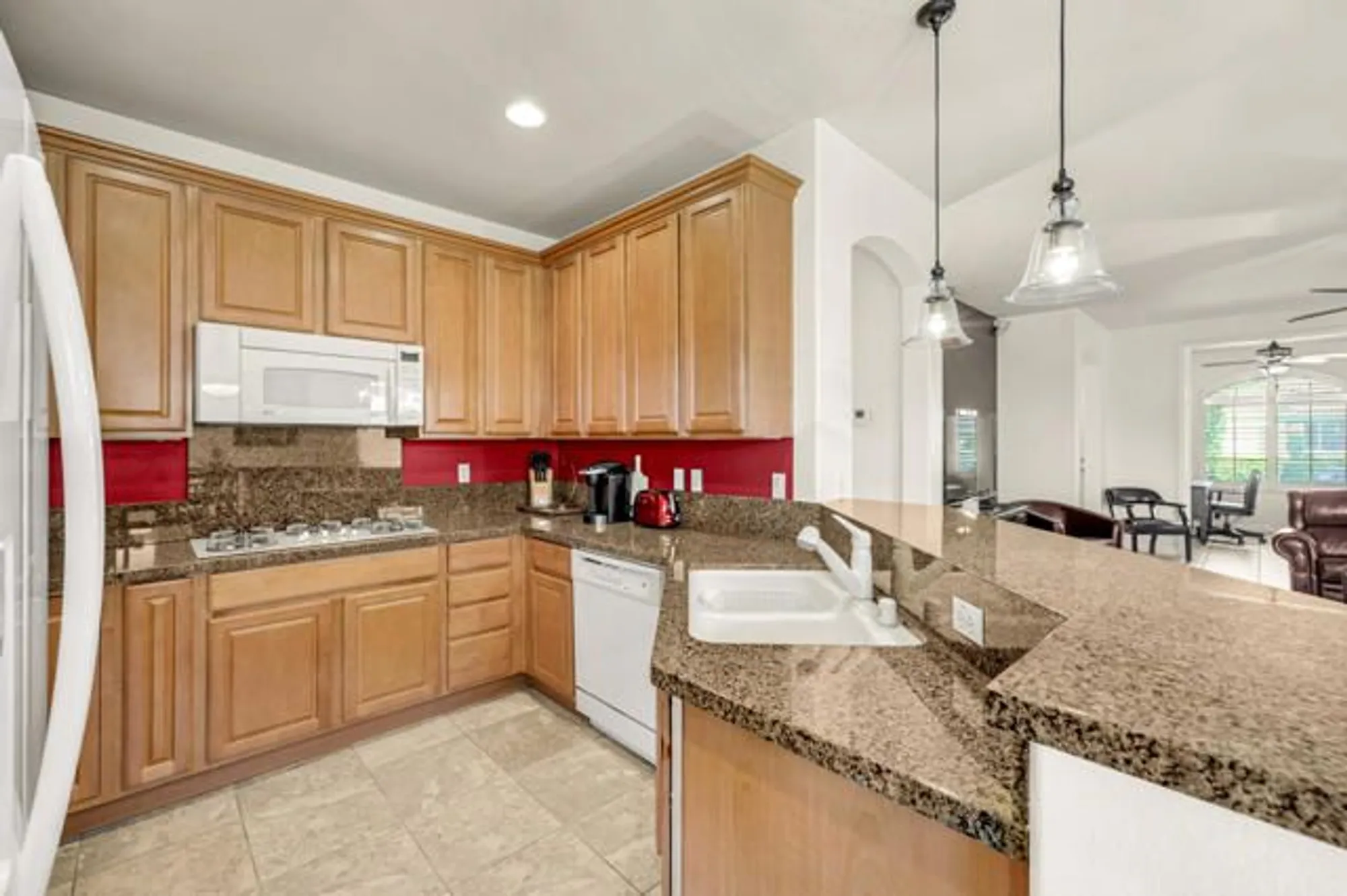 Property Slideshow image 12 of 42 | 80323 avenida linda vista, Indio, CA, 92203