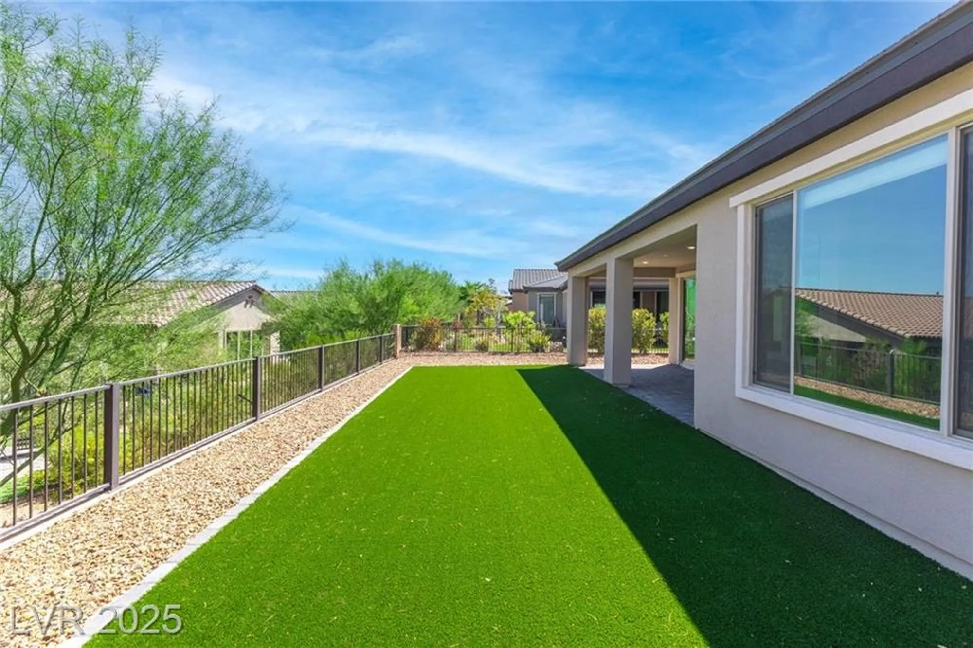 Property Slideshow image 33 of 43 | 18 sun mirage ave, Henderson, NV, 89011