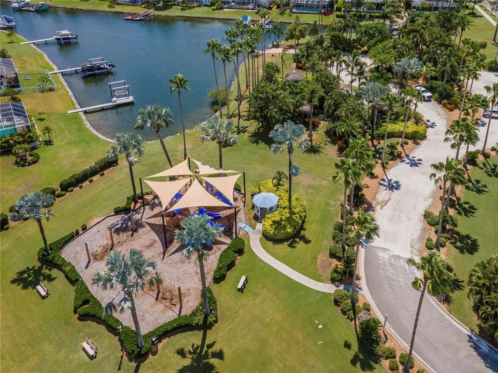 Property Slideshow image 40 of 43 | 5721 sea turtle pl, Apollo Beach, FL, 33572