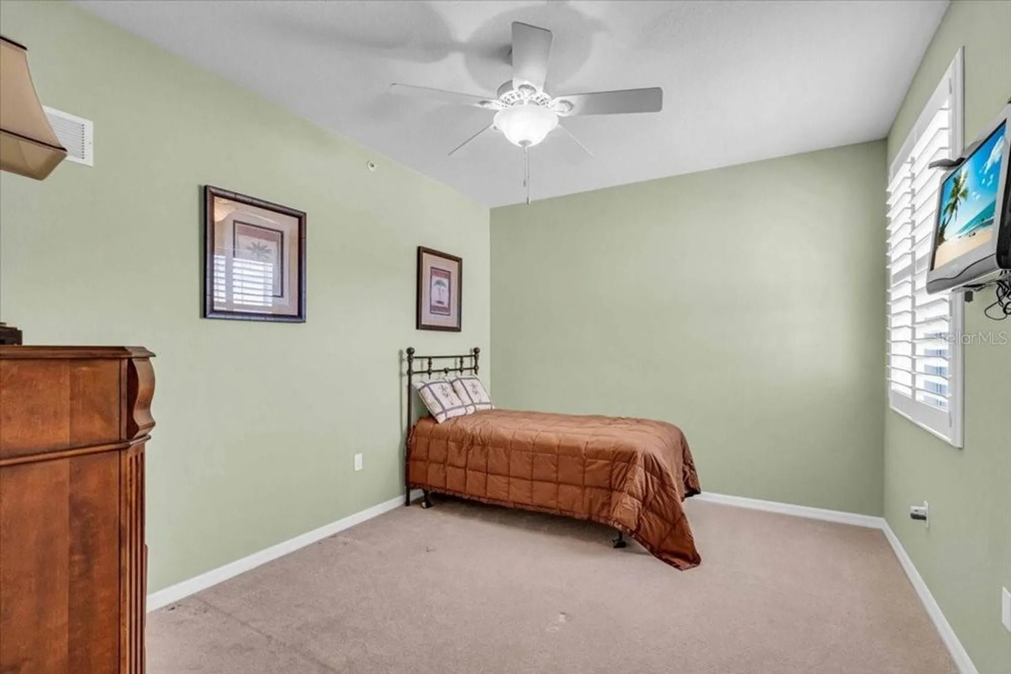 Property Slideshow image 14 of 24 | 1245 burgos dr 304, Sarasota, FL, 34238
