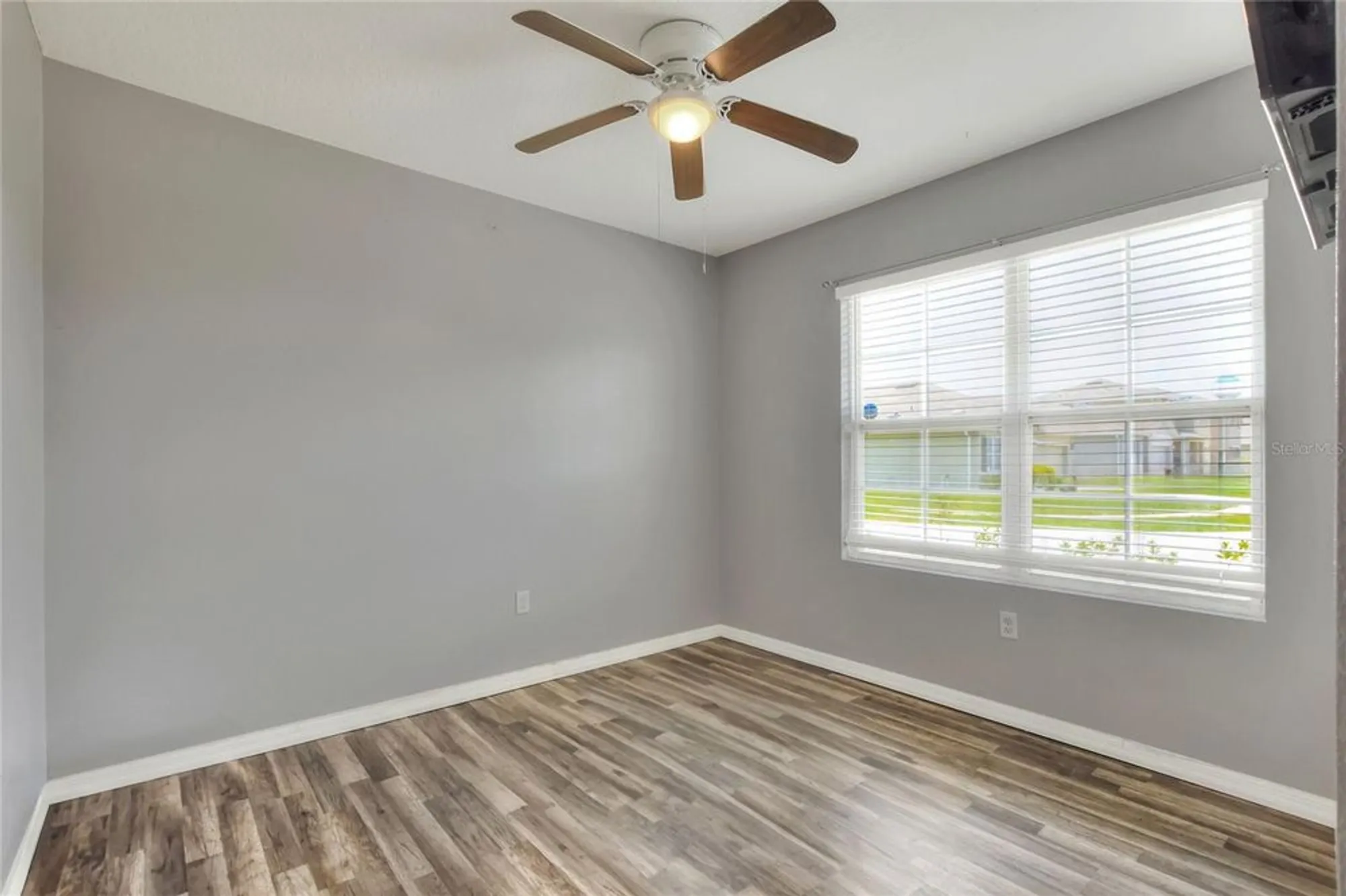 Property Slideshow image 33 of 61 | 1829 pristine loop, Lakeland, FL, 33811