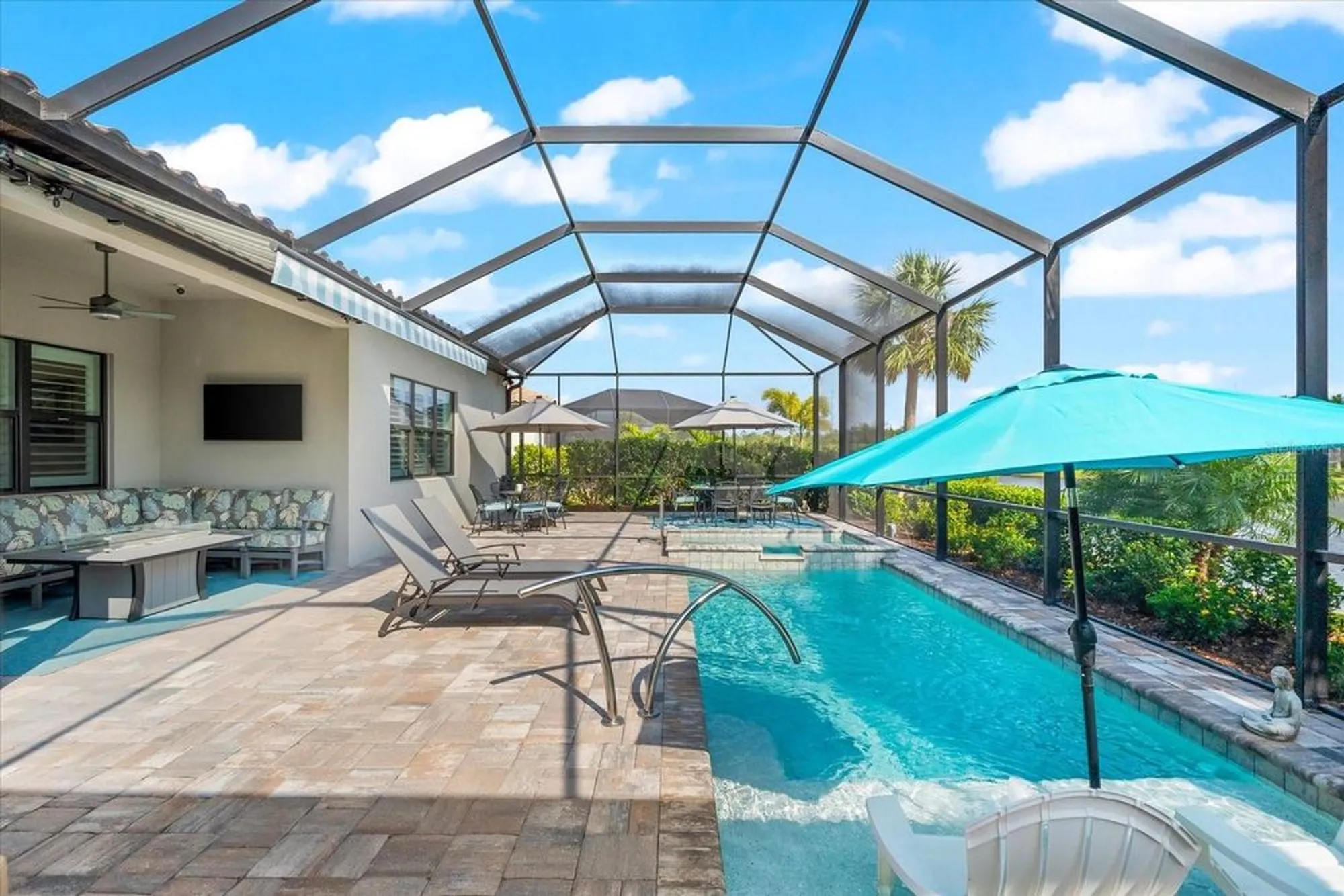 Property Slideshow image 53 of 99 | 17916 northwood pl, Lakewood Ranch, FL, 34202