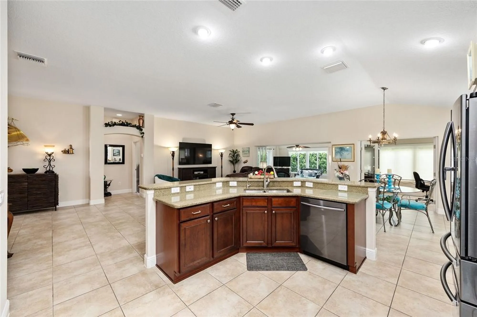 Property Slideshow image 17 of 64 | 2361 india hook ter, The Villages, FL, 32162