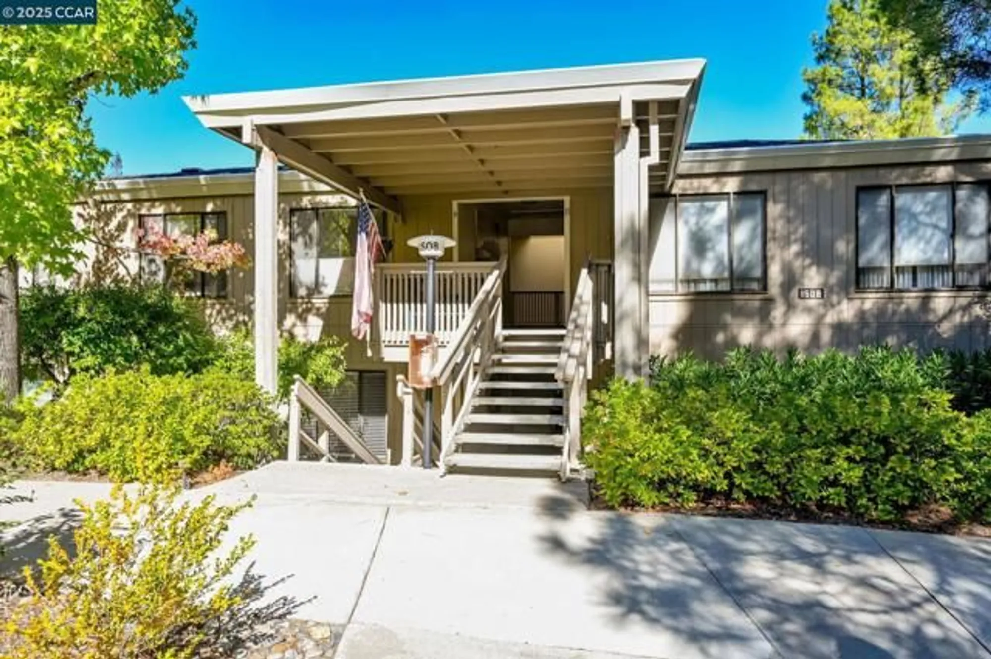 Property Slideshow image 1 of 42 | 1508 canyonwood ct apt 12, Walnut Creek, CA, 94595