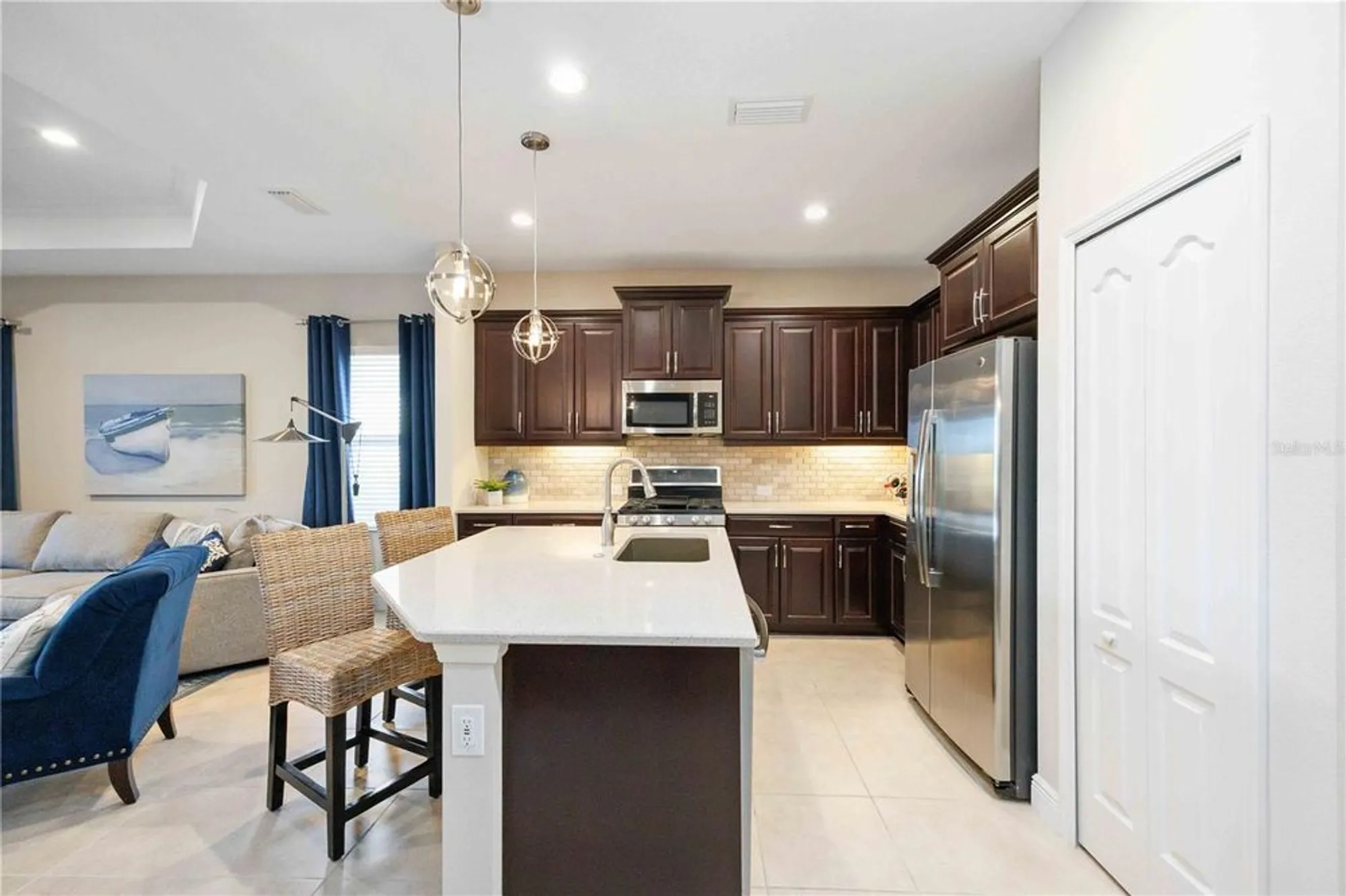 Property Slideshow image 22 of 70 | 21625 avon park ct, Venice, FL, 34293