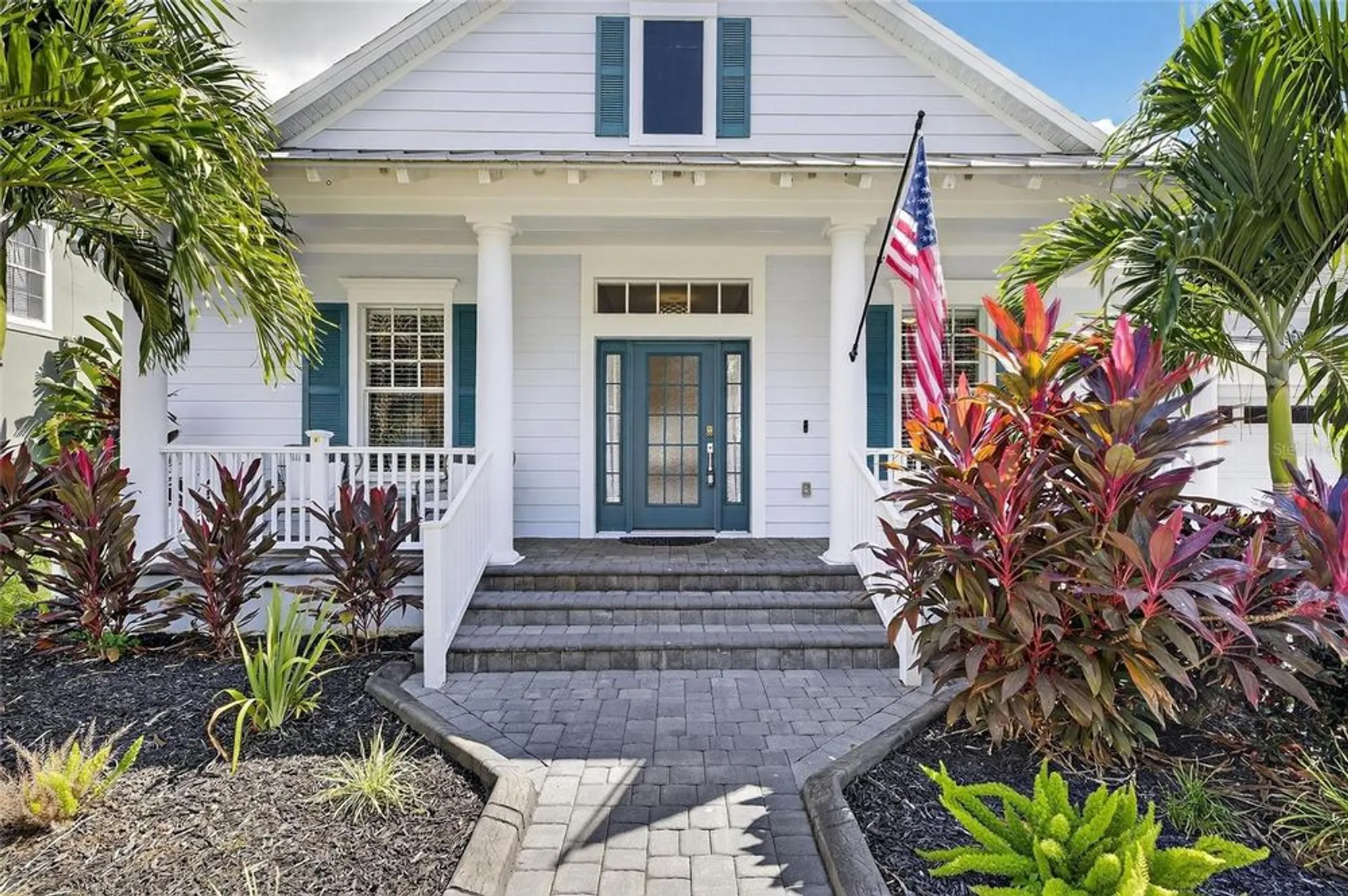 Property Slideshow image 7 of 66 | 526 islebay dr, Apollo Beach, FL, 33572