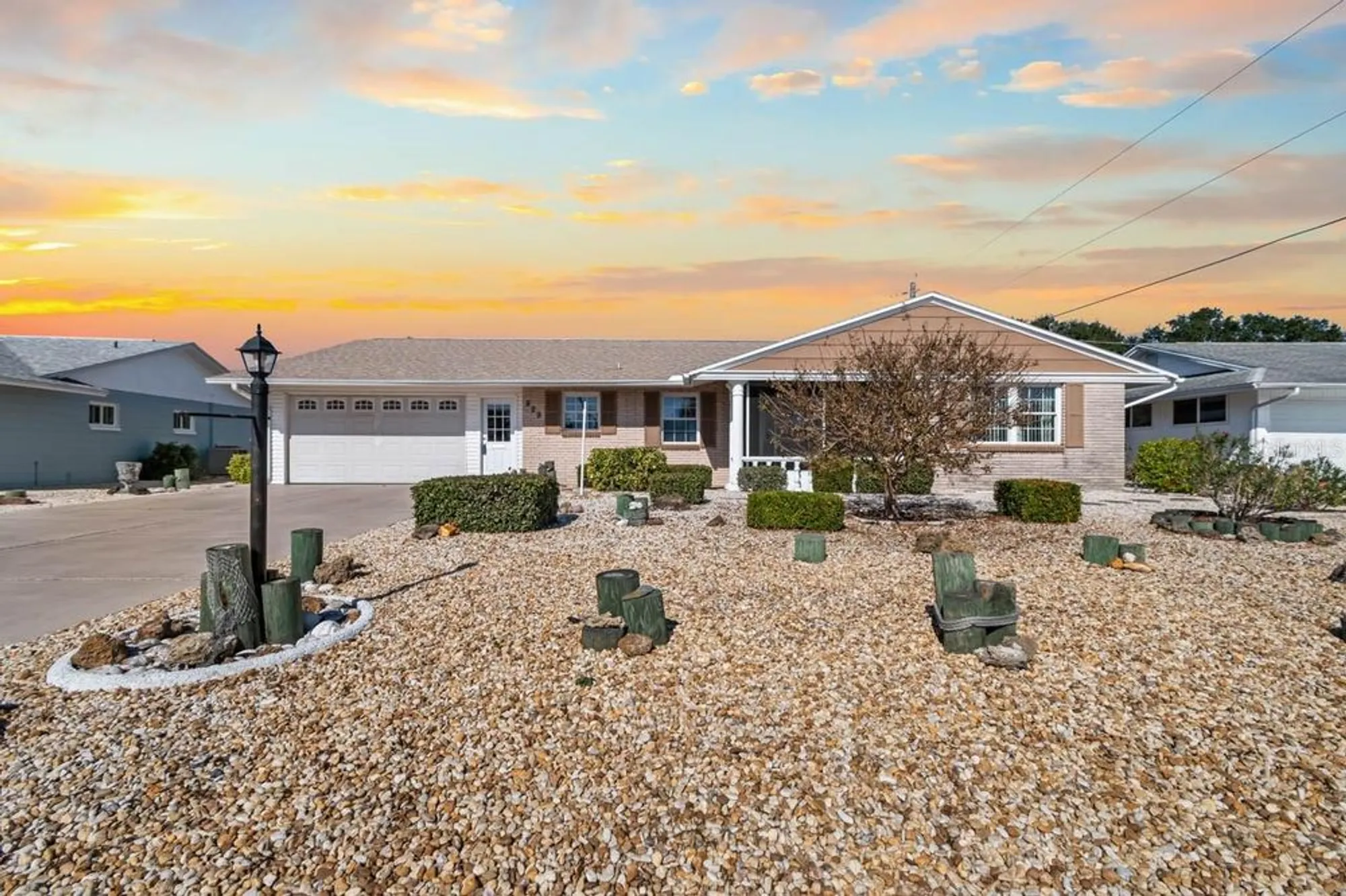 Property Slideshow image 1 of 80 | 829 fox hills dr, Sun City Center, FL, 33573