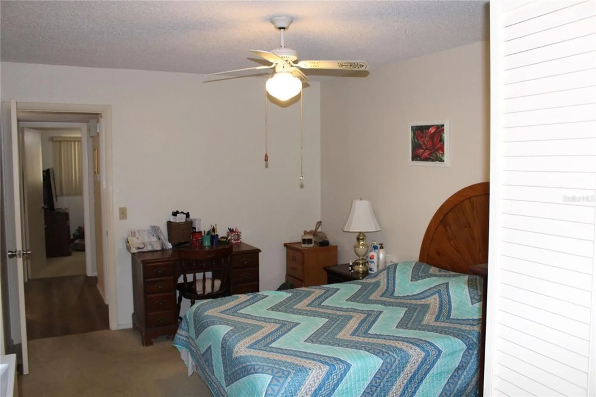 Property Slideshow image 21 of 39 | 2360 irish ln 16, Clearwater, FL, 33763