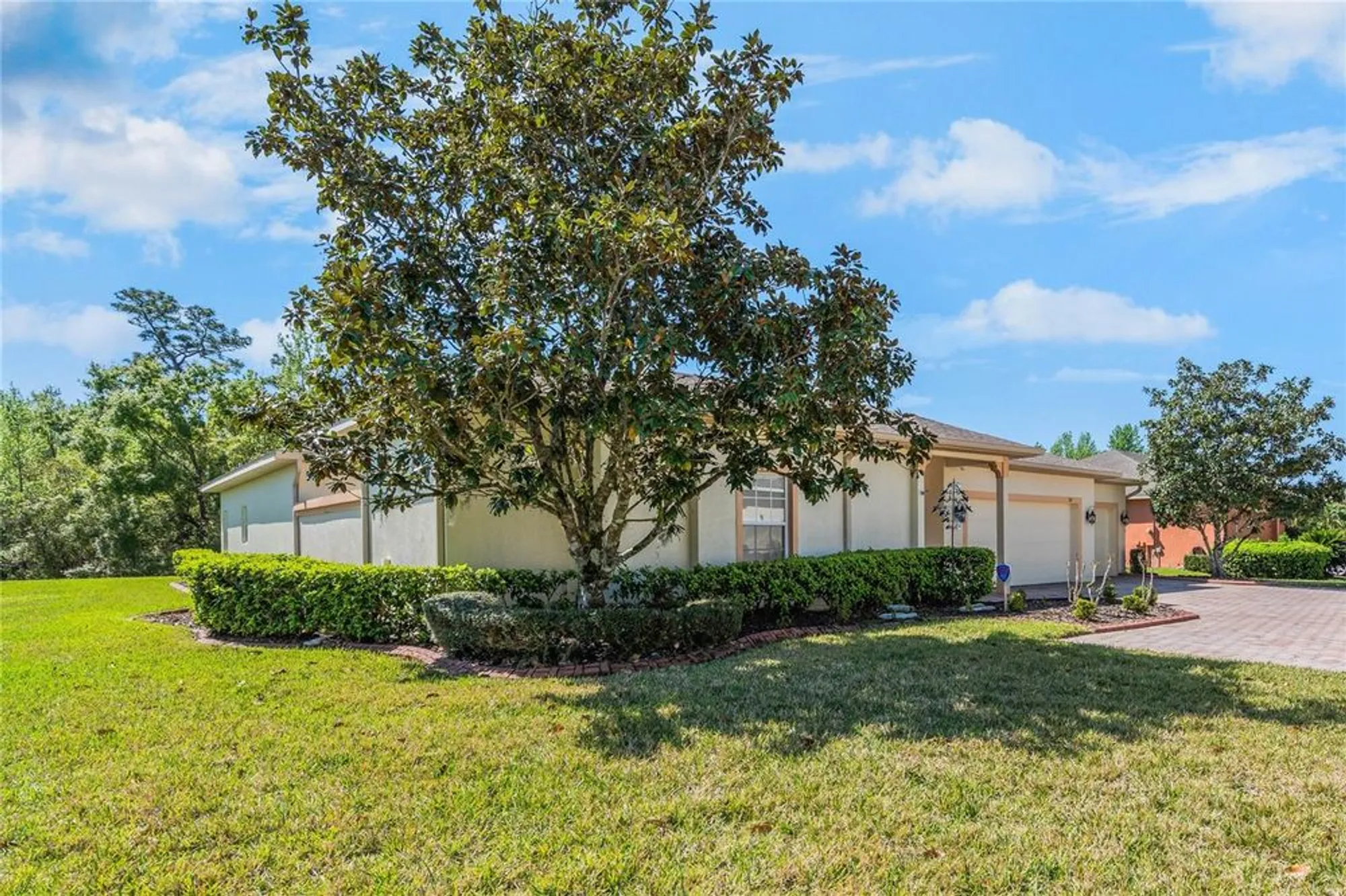 Property Slideshow image 50 of 89 | 917 shorehaven dr, Poinciana, FL, 34759