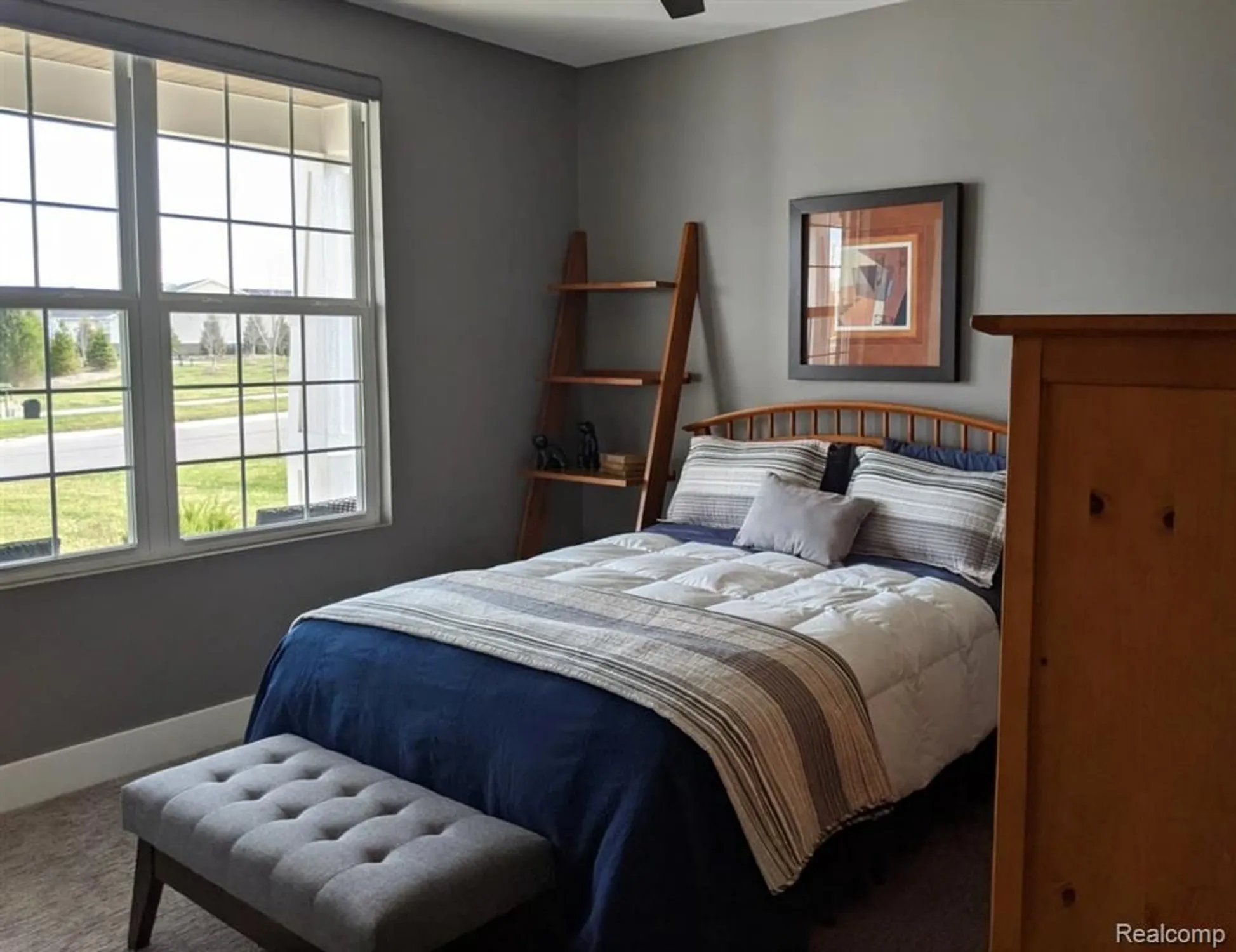 Property Slideshow image 33 of 51 | 27176 walloon way, Brownstown Twp, MI, 48134