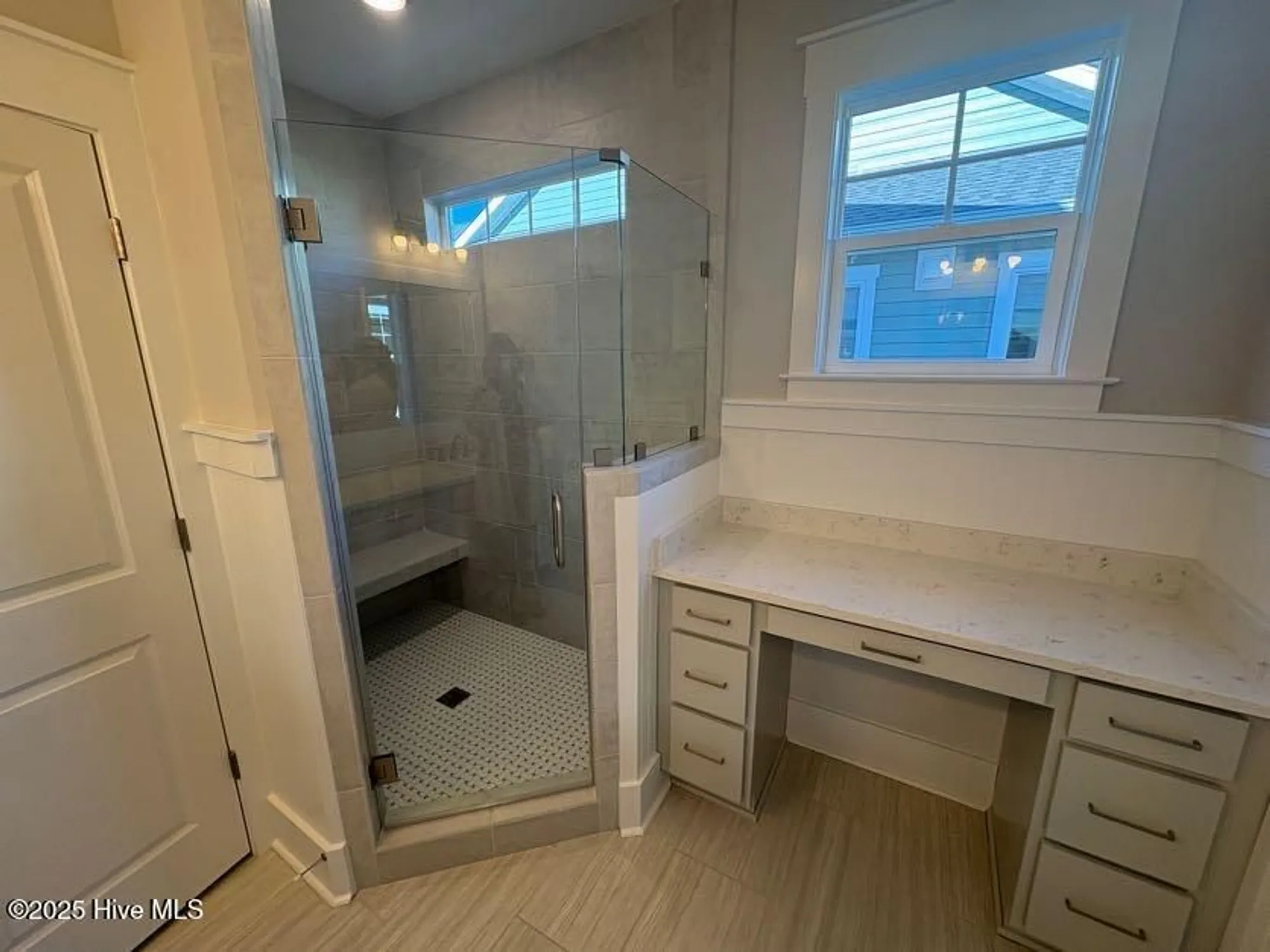 Property Slideshow image 25 of 34 | 335 longhill dr, Wilmington, NC, 28412