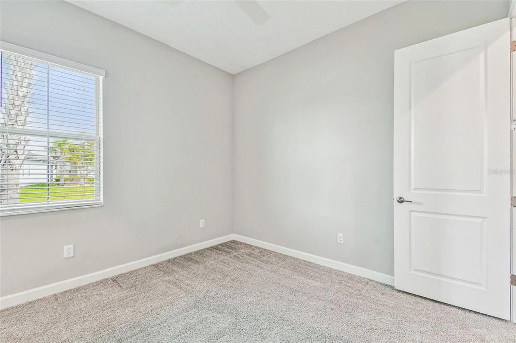 Property Slideshow image 14 of 100 | 31896 magna gulf loop, San Antonio, FL, 33576