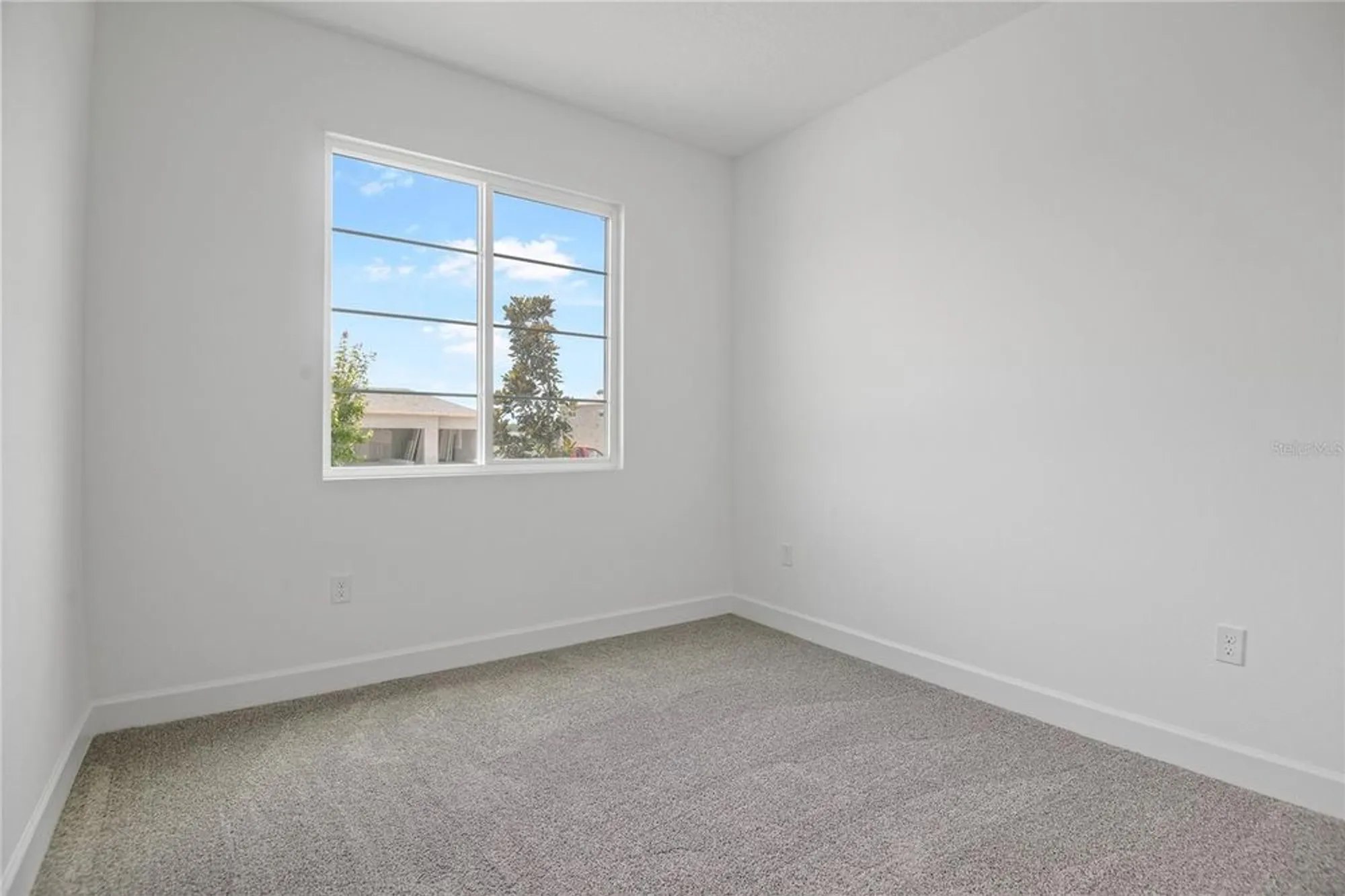 Property Slideshow image 17 of 33 | 9093 players dr, Weeki Wachee, FL, 34613