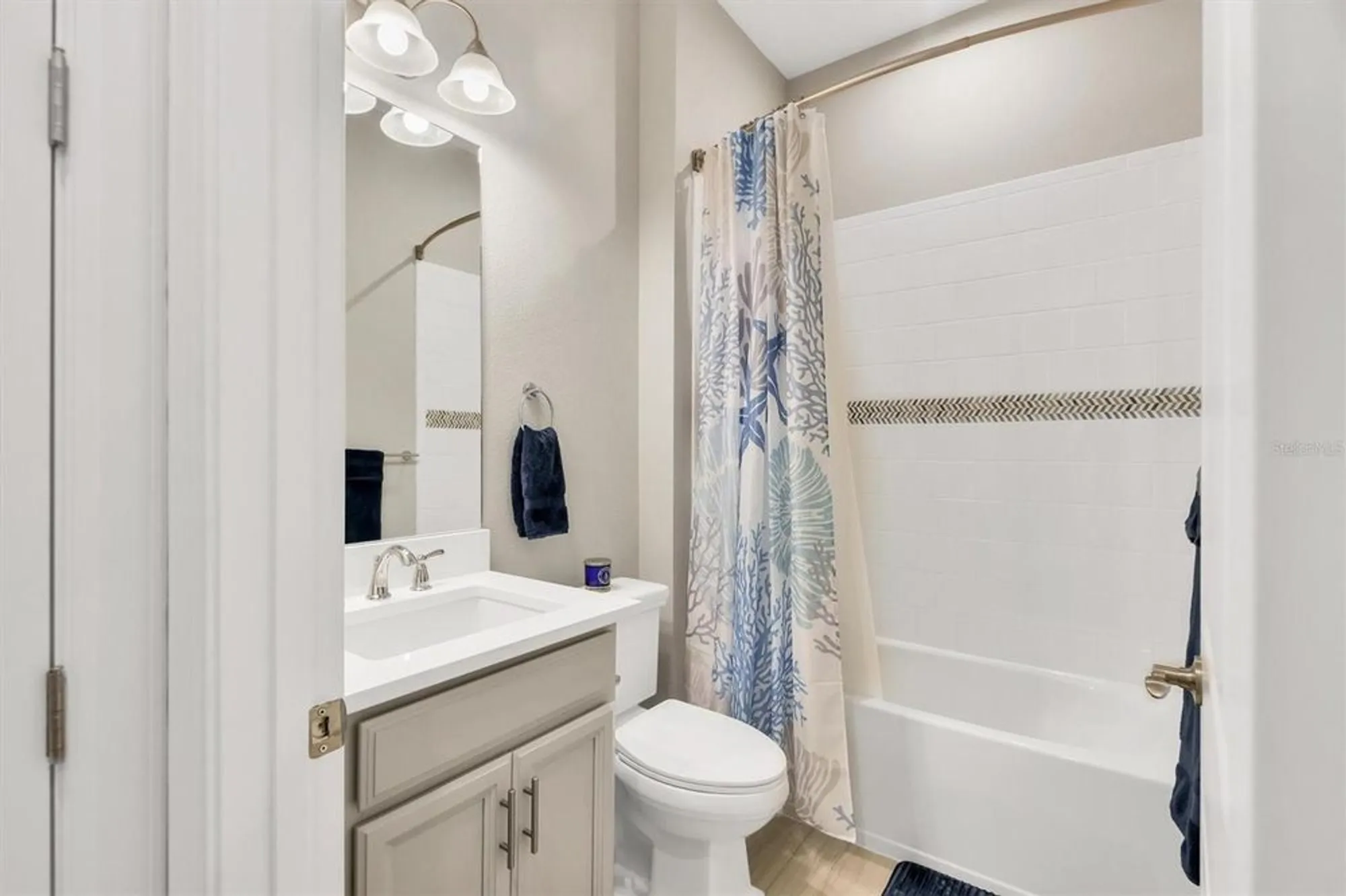 Property Slideshow image 27 of 71 | 10238 morning mist ln, Sarasota, FL, 34241