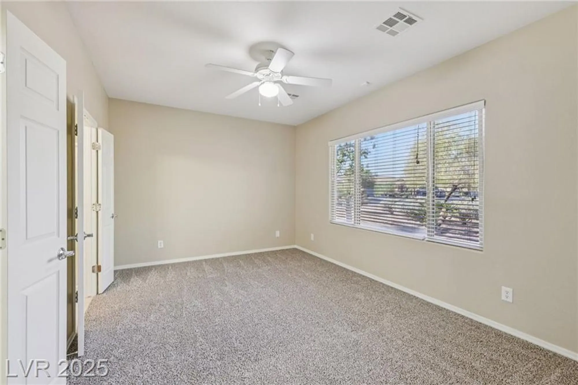 Property Slideshow image 22 of 48 | 3369 hackney horse ct, Las Vegas, NV, 89122