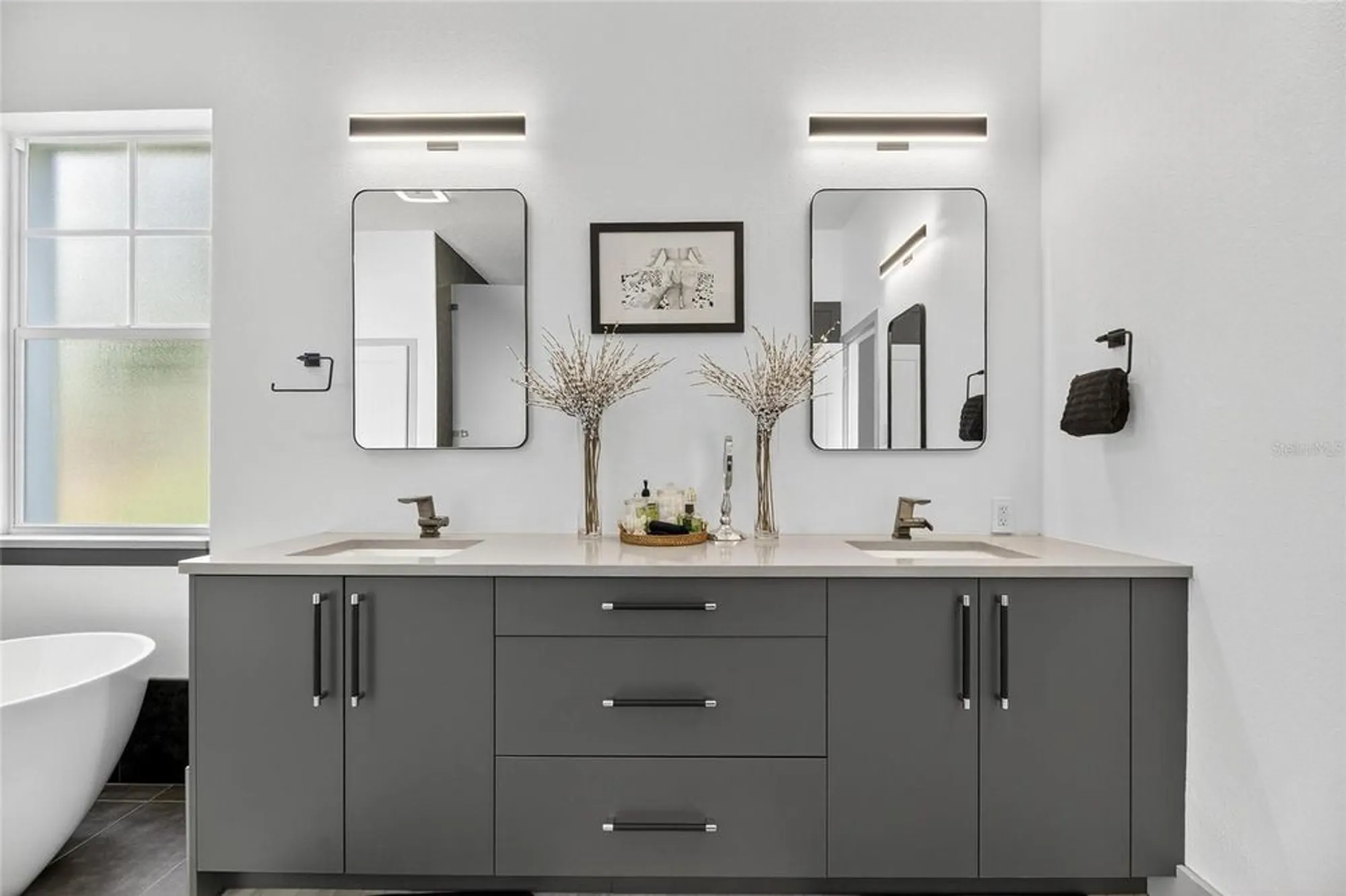 Property Slideshow image 46 of 66 | 526 islebay dr, Apollo Beach, FL, 33572