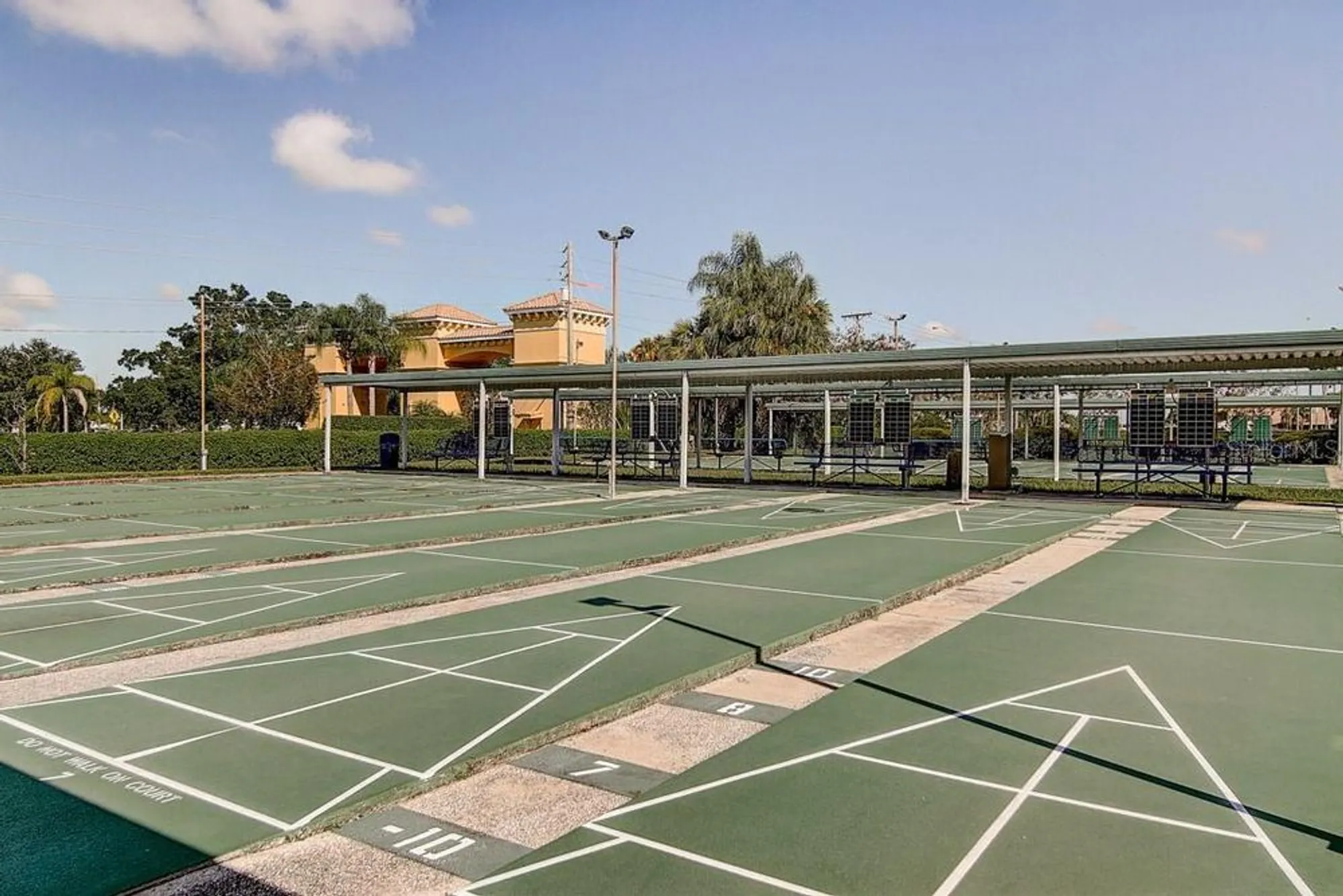 Property Slideshow image 44 of 63 | 1802 bedford ln 2, Sun City Center, FL, 33573