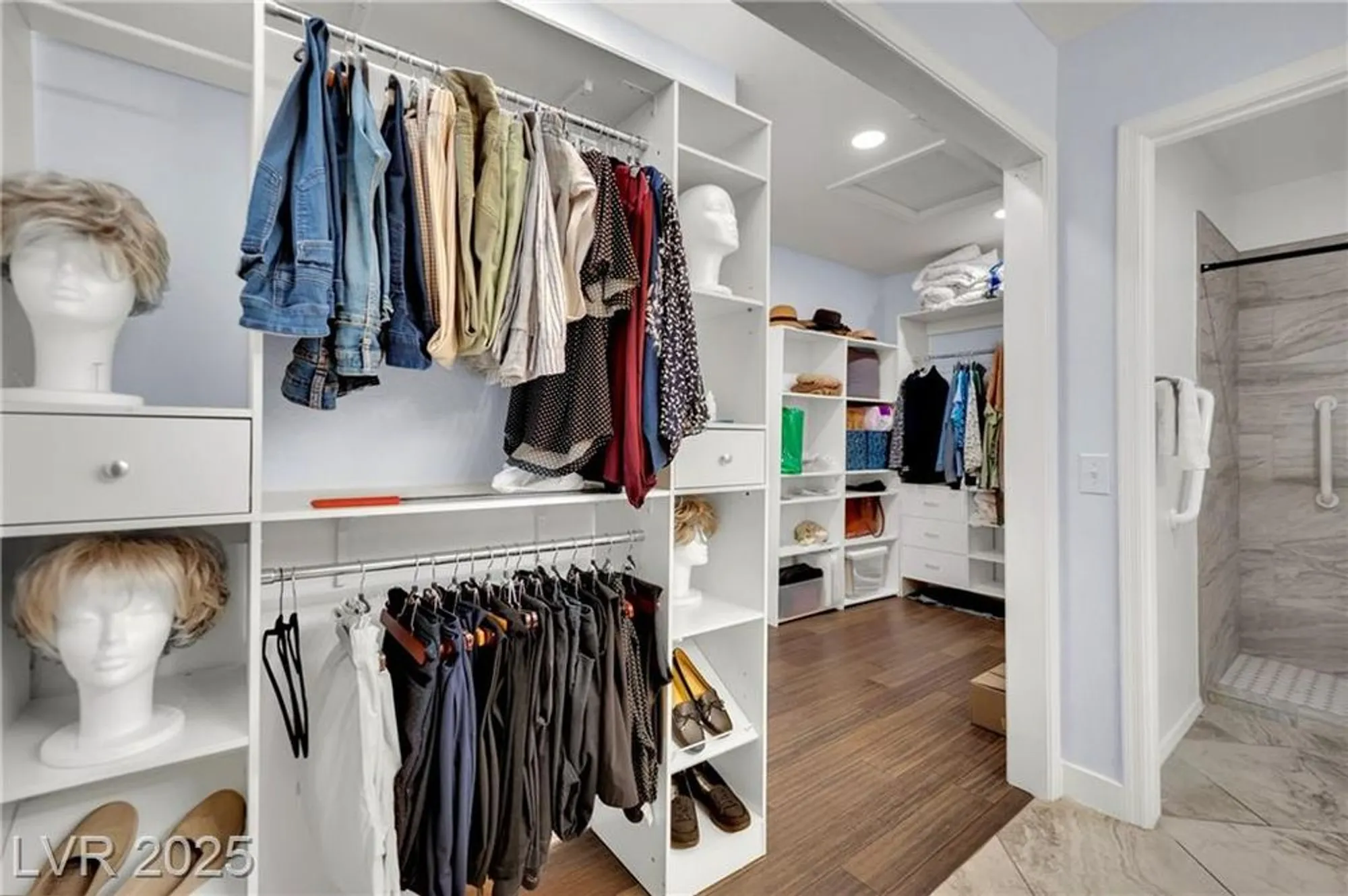 Property Slideshow image 19 of 28 | 2409 indigo valley st, Las Vegas, NV, 89134