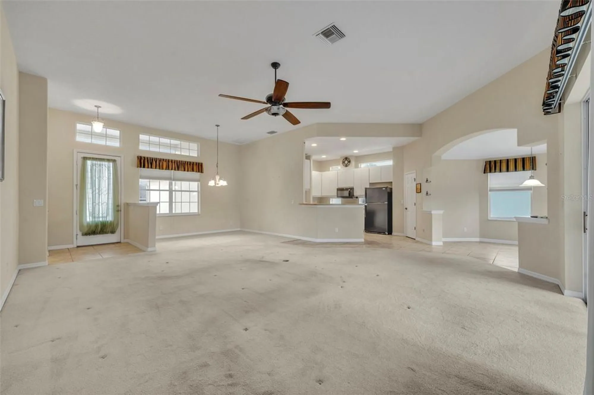 Property Slideshow image 11 of 52 | 5837 bounty cir, Tavares, FL, 32778