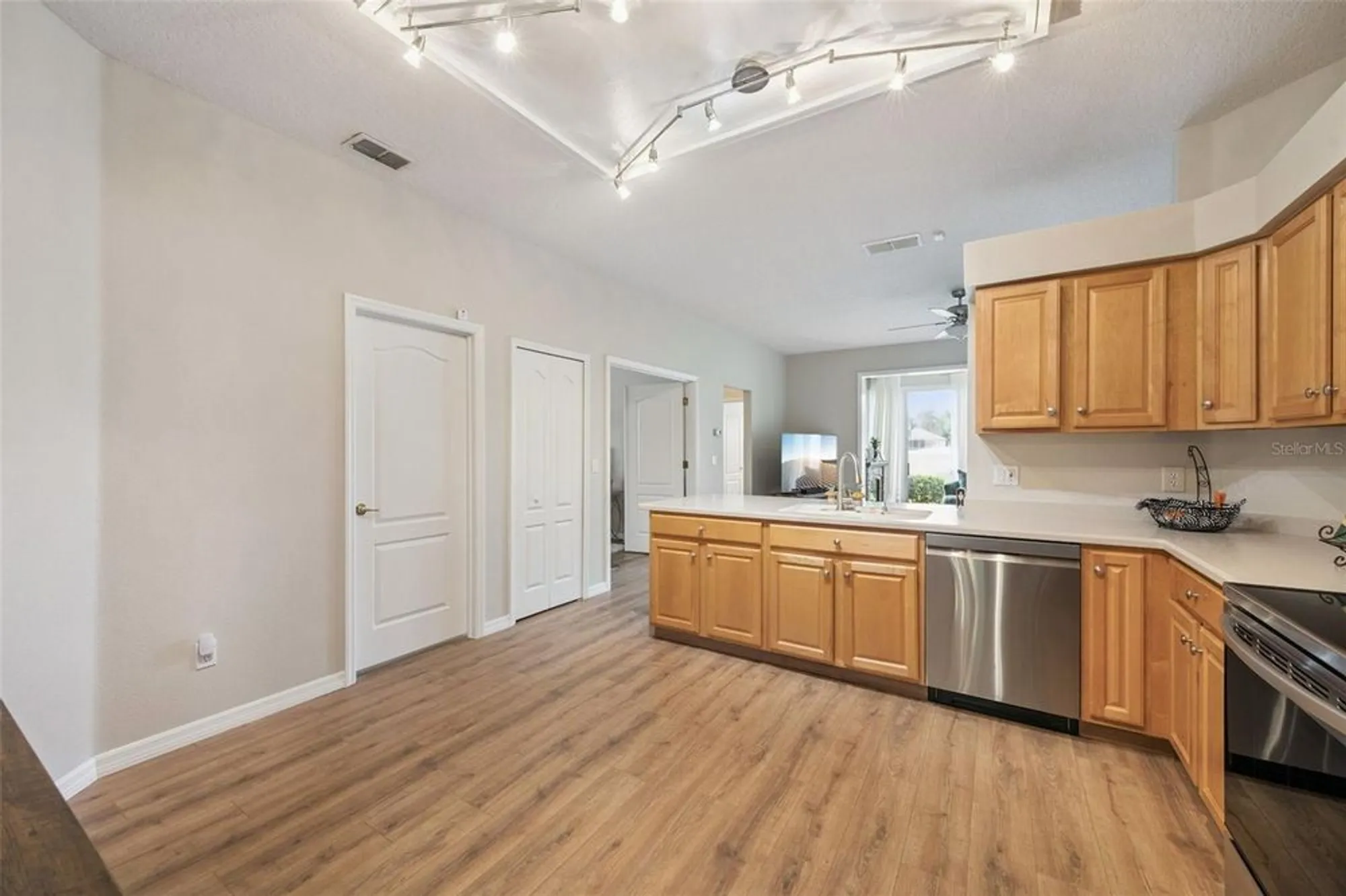 Property Slideshow image 18 of 95 | 2289 twickingham ct, Clermont, FL, 34711