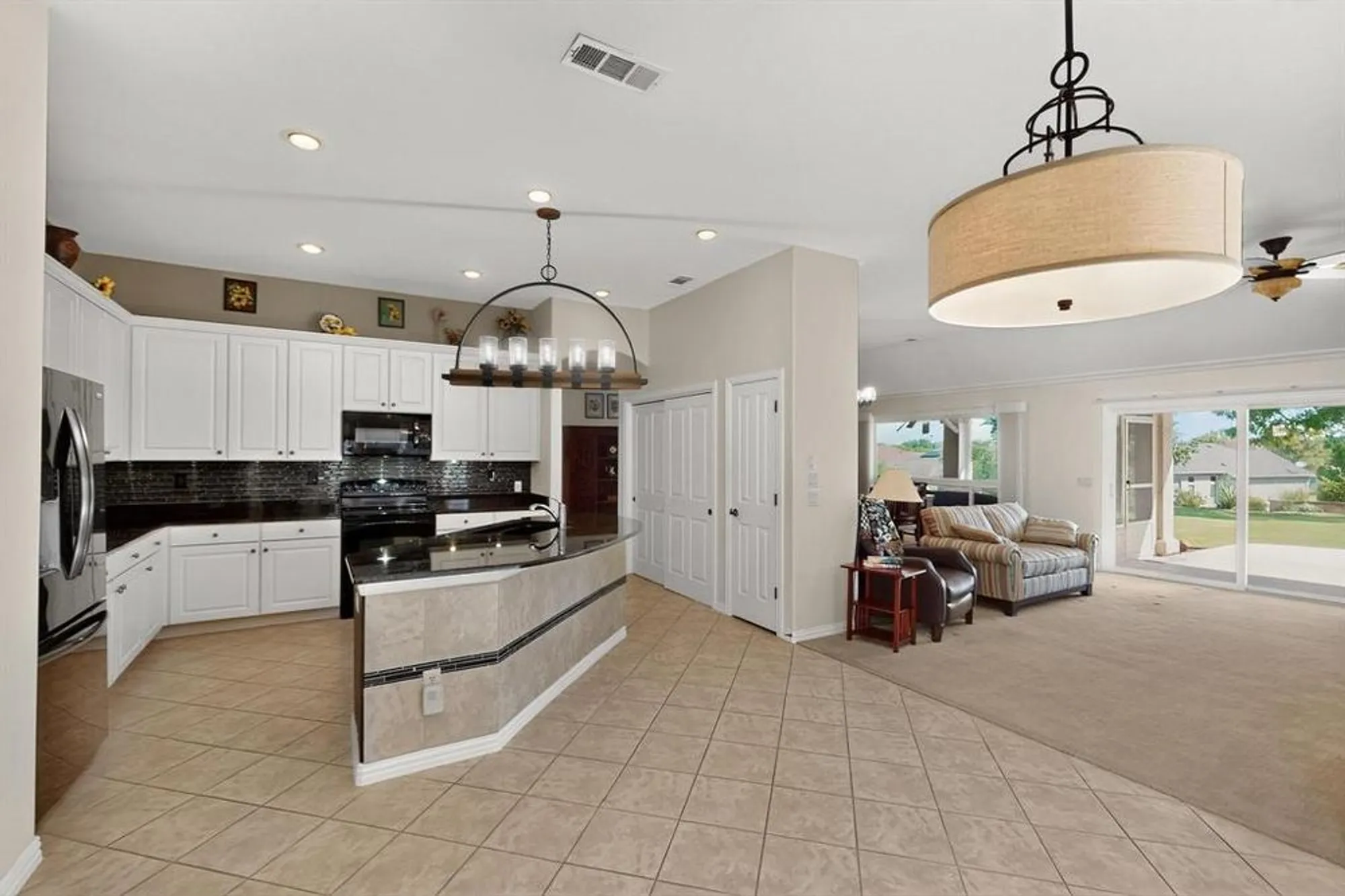 Property Slideshow image 11 of 39 | 8717 sarasota, Denton, TX, 76207