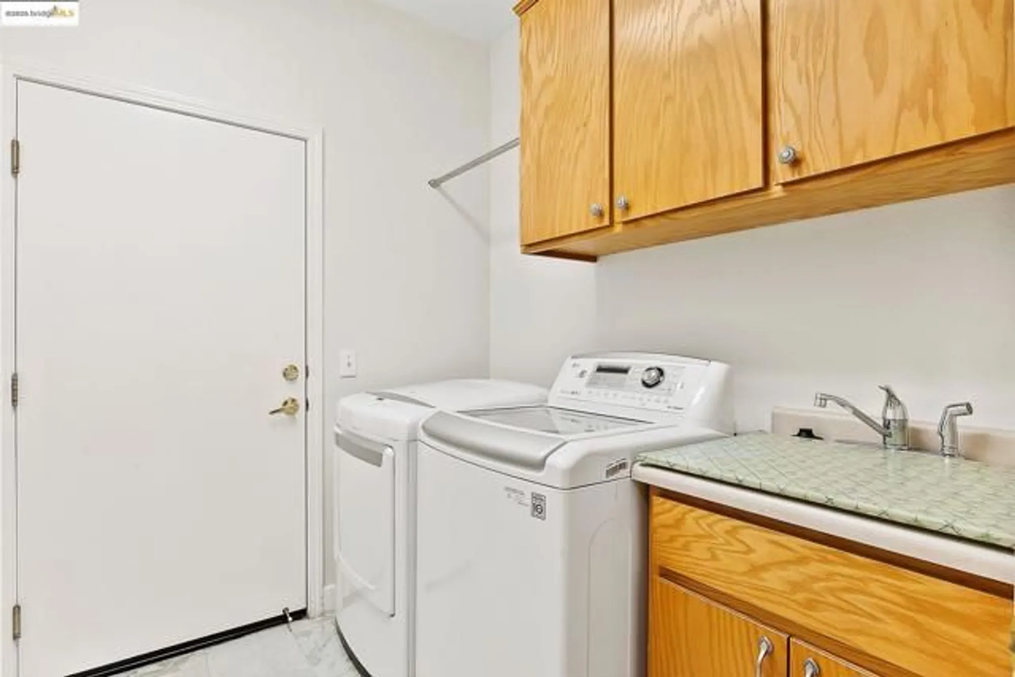 Property Slideshow image 21 of 50 | 1481 bismarck ln, Brentwood, CA, 94513