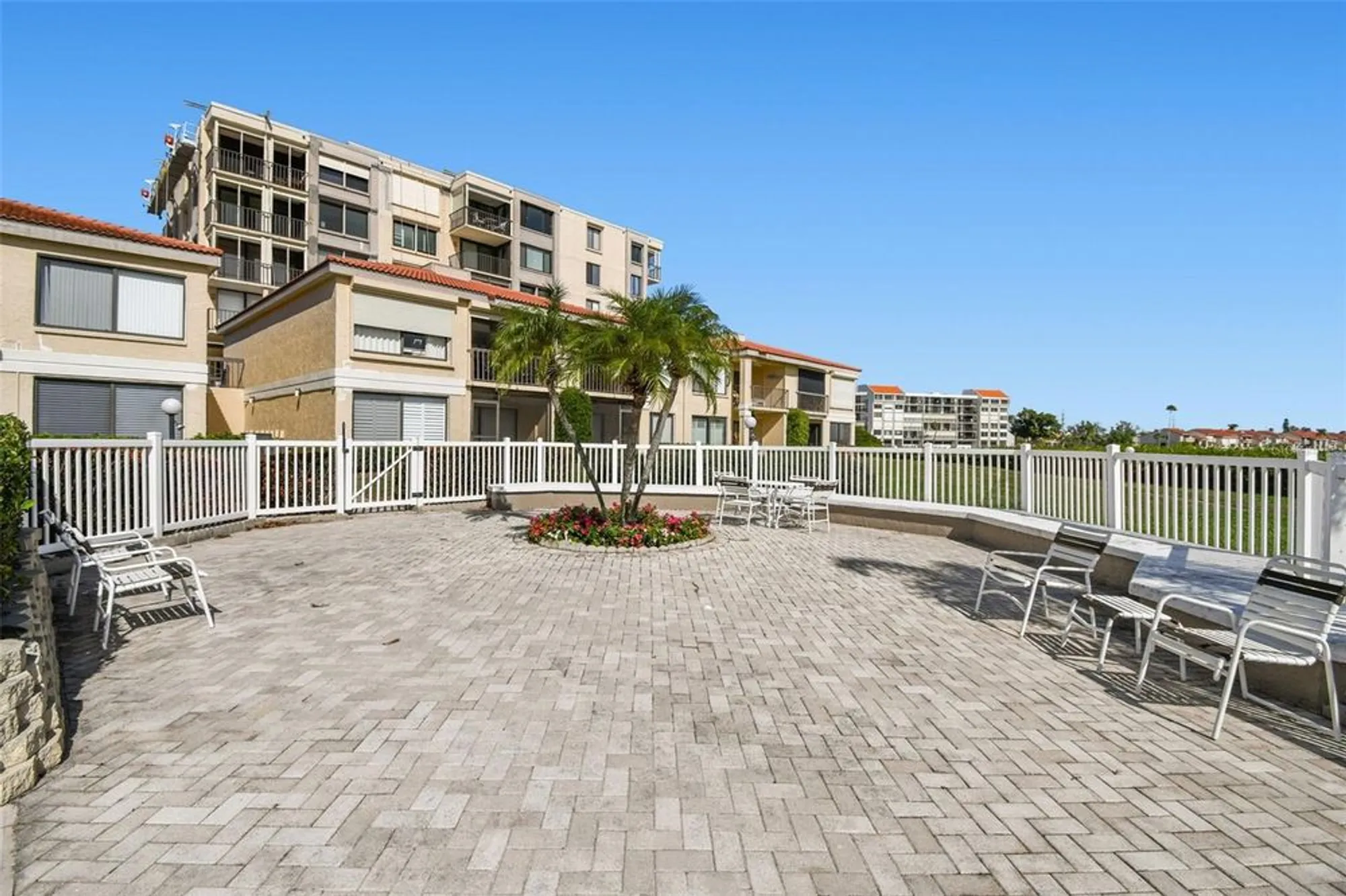 Property Slideshow image 42 of 49 | 6104 palma del mar blvd s apt 402, St Petersburg, FL, 33715