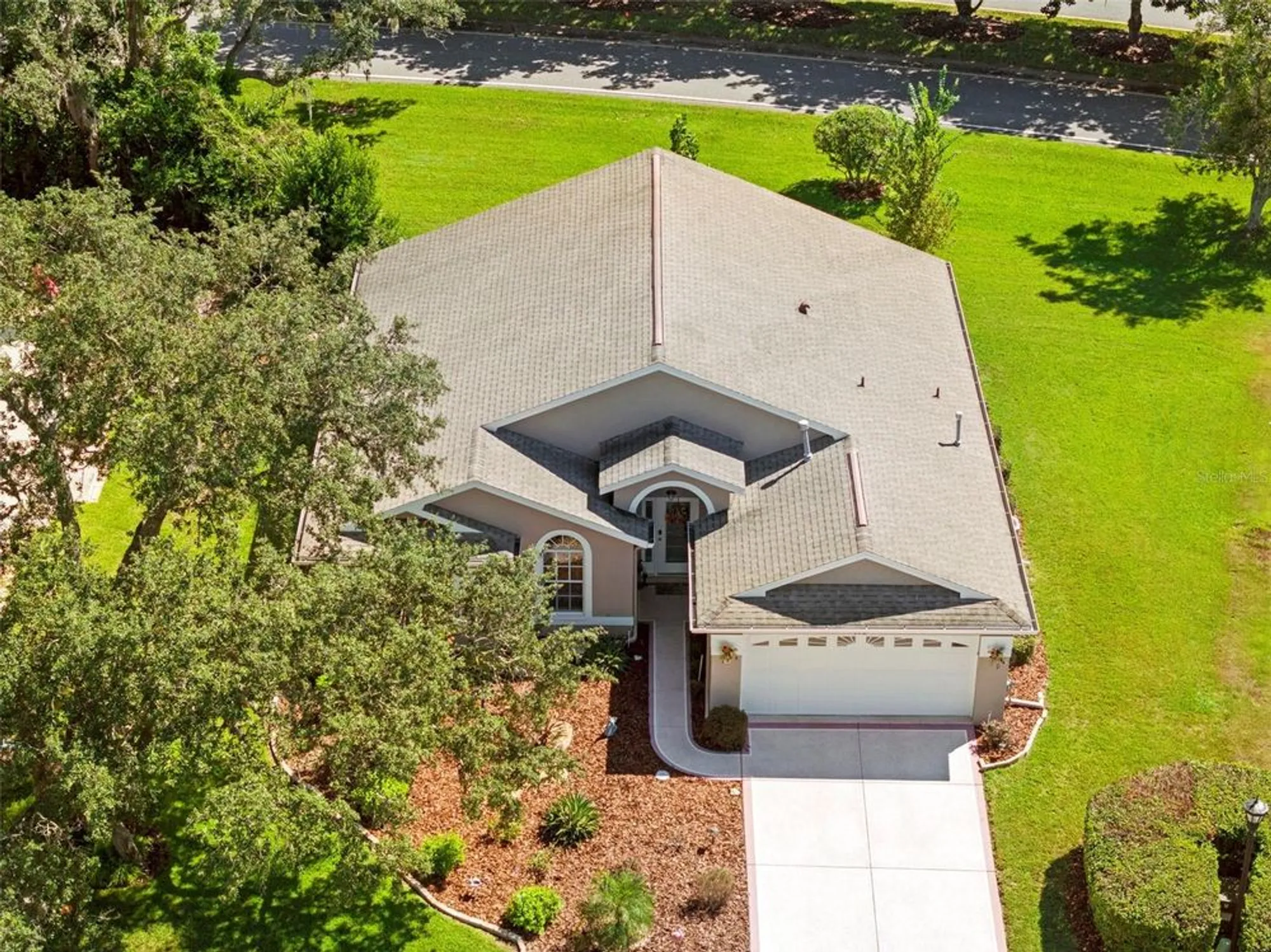 Property Slideshow image 15 of 61 | 412 mistwood ct, Spring Hill, FL, 34609