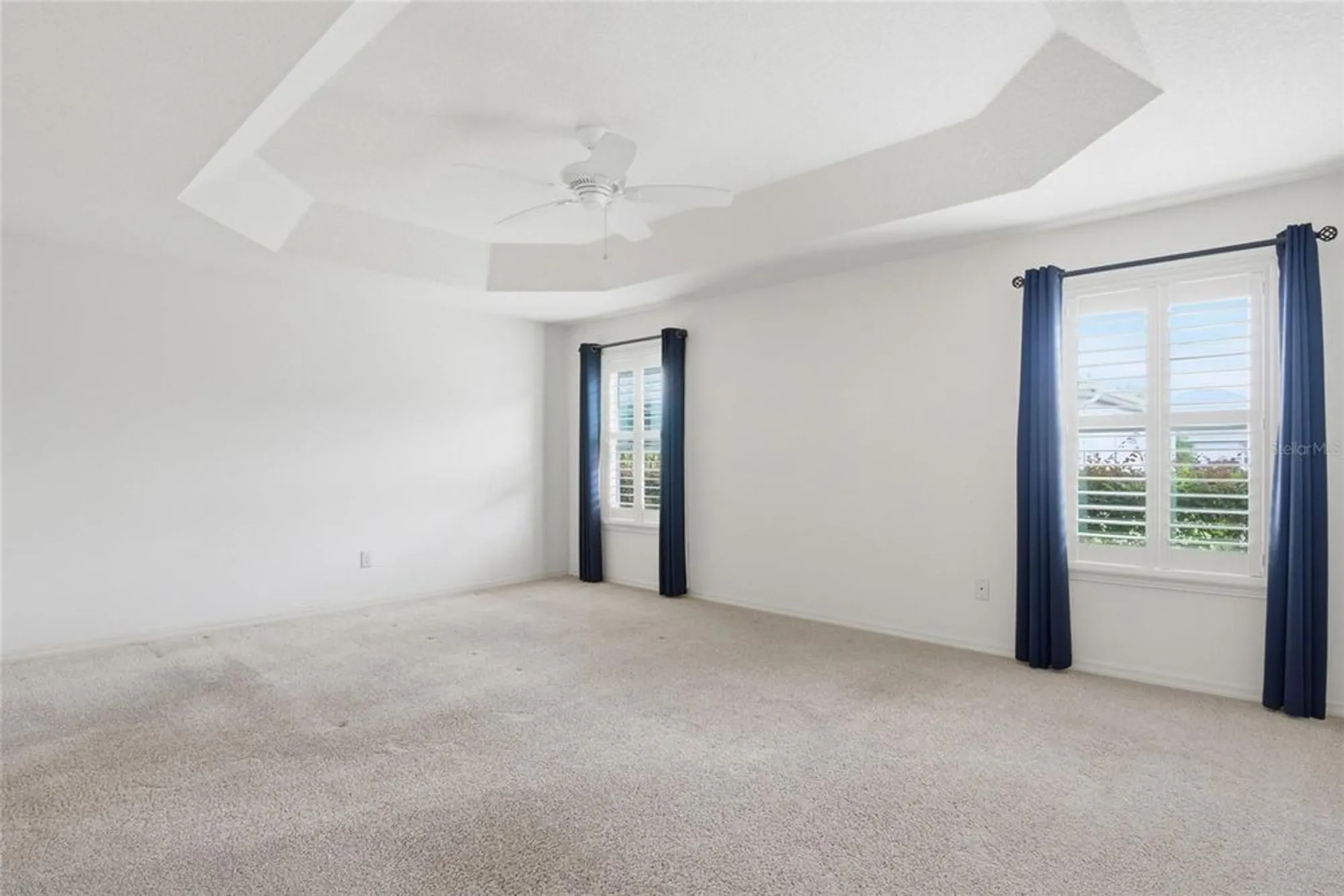 Property Slideshow image 13 of 38 | 1923 useppa oaks ln, The Villages, FL, 32163