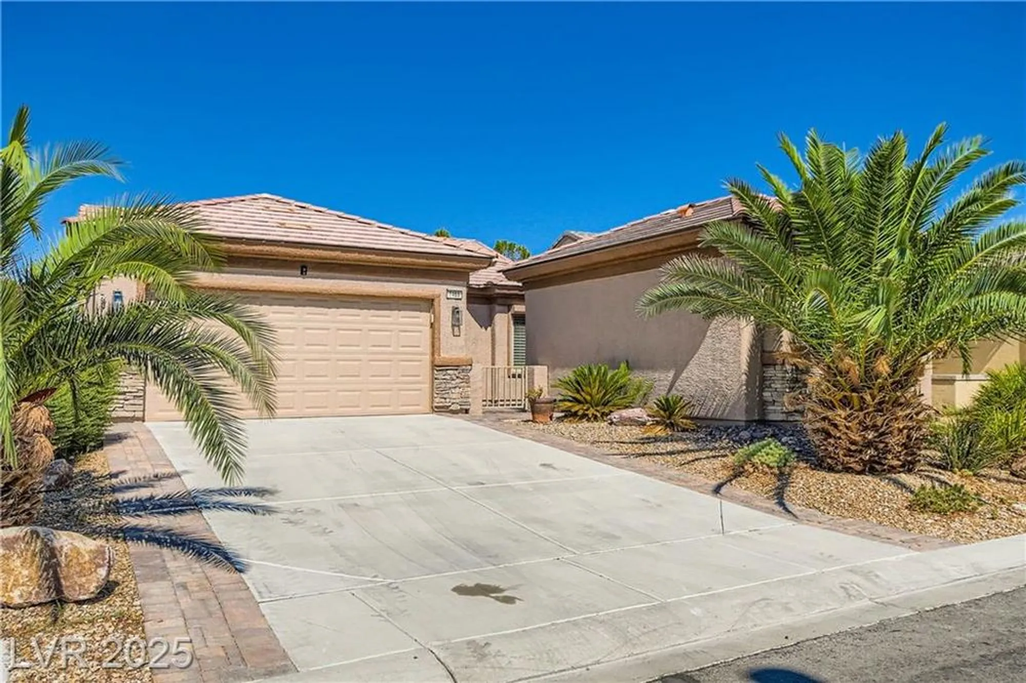 Property Slideshow image 52 of 53 | 7469 crested quail st, North Las Vegas, NV, 89084