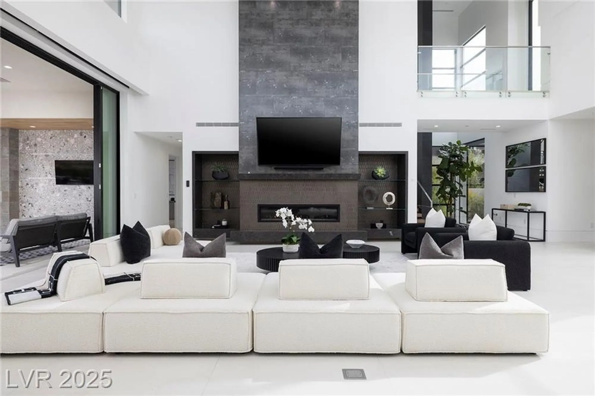Property Slideshow image 20 of 66 | 12 rainbow point pl, Henderson, NV, 89011