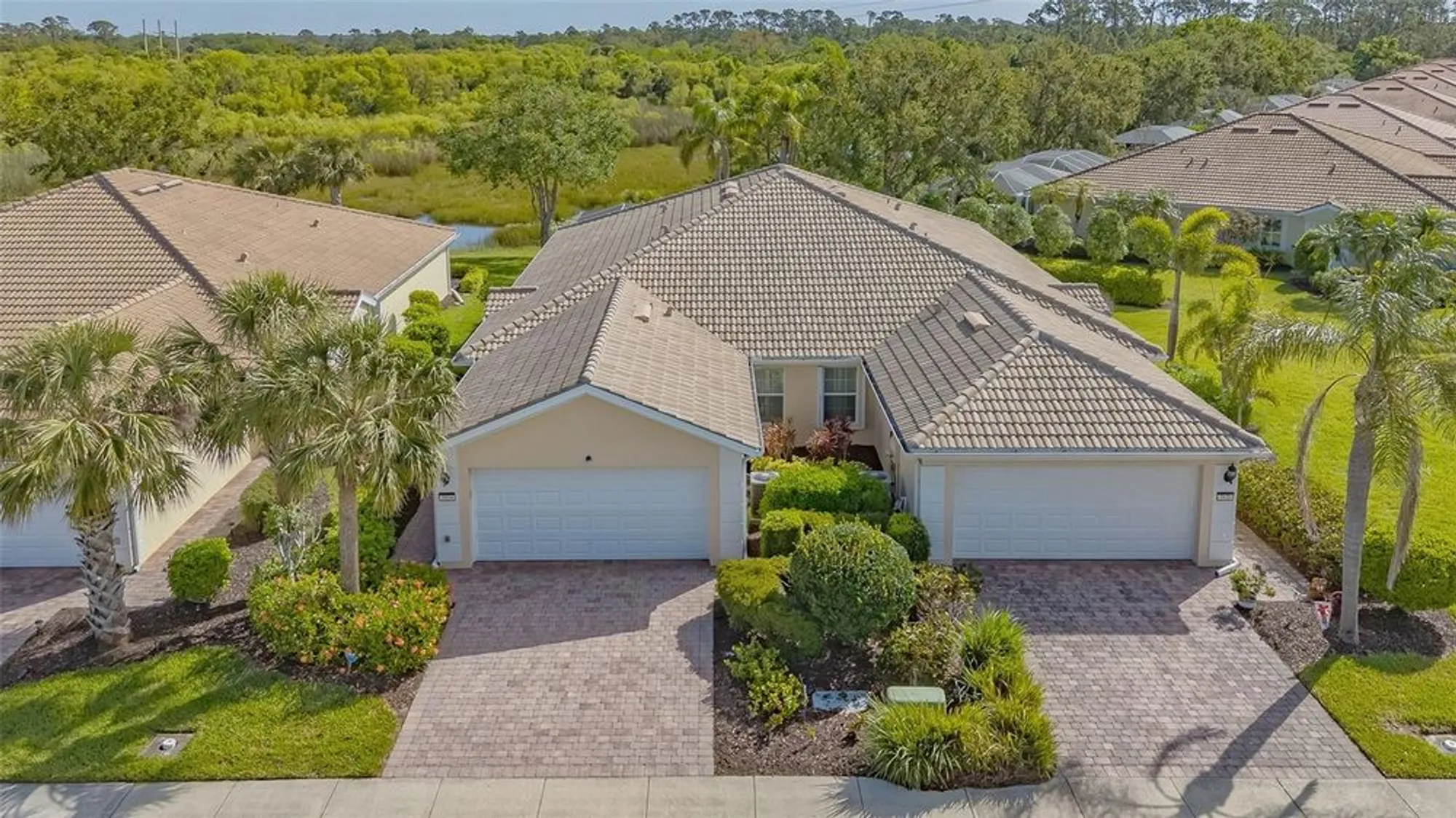 Property Slideshow image 3 of 43 | 5934 guarino dr, Sarasota, FL, 34238