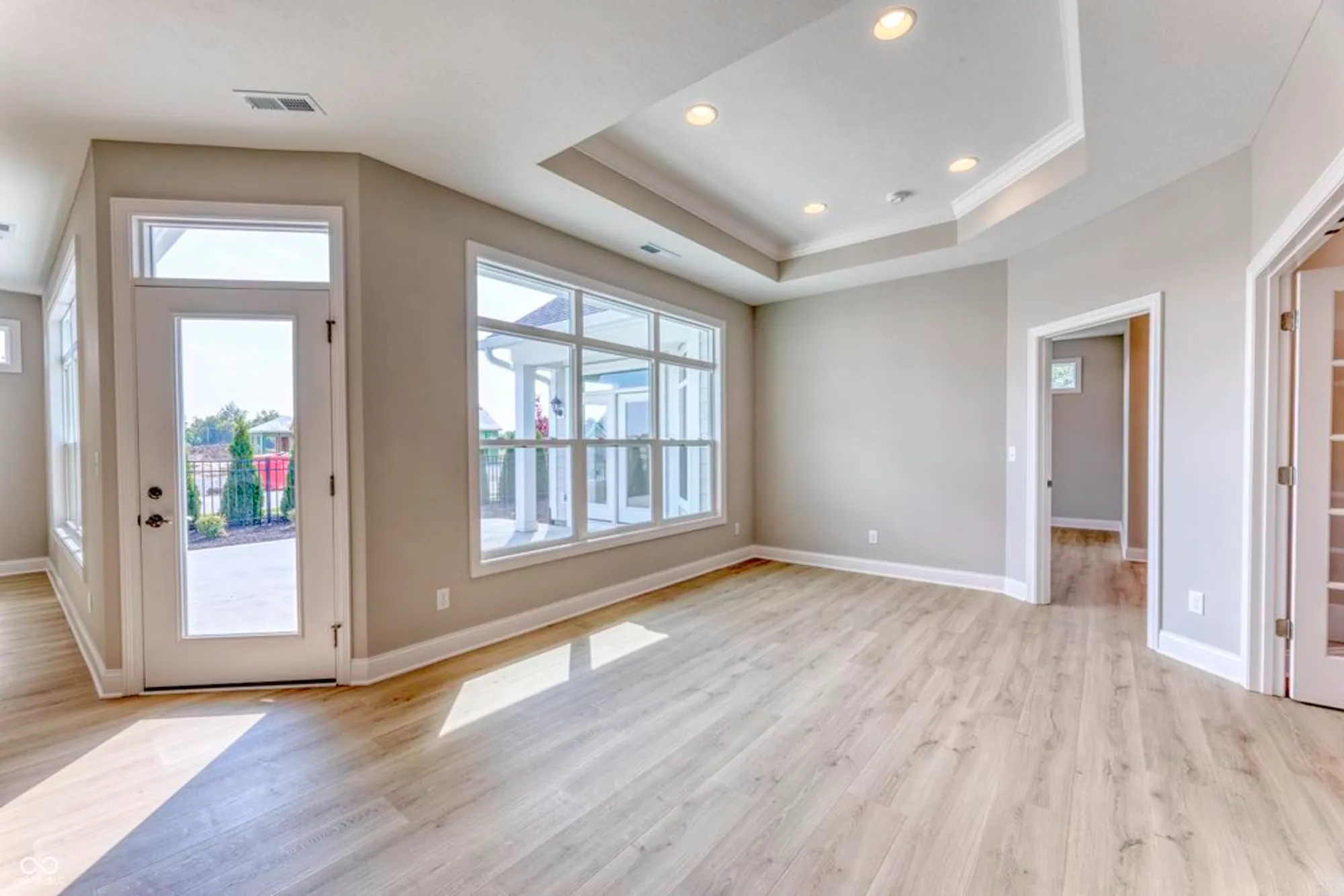 Property Slideshow image 18 of 45 | 14832 higgins dr, Westfield, IN, 46074