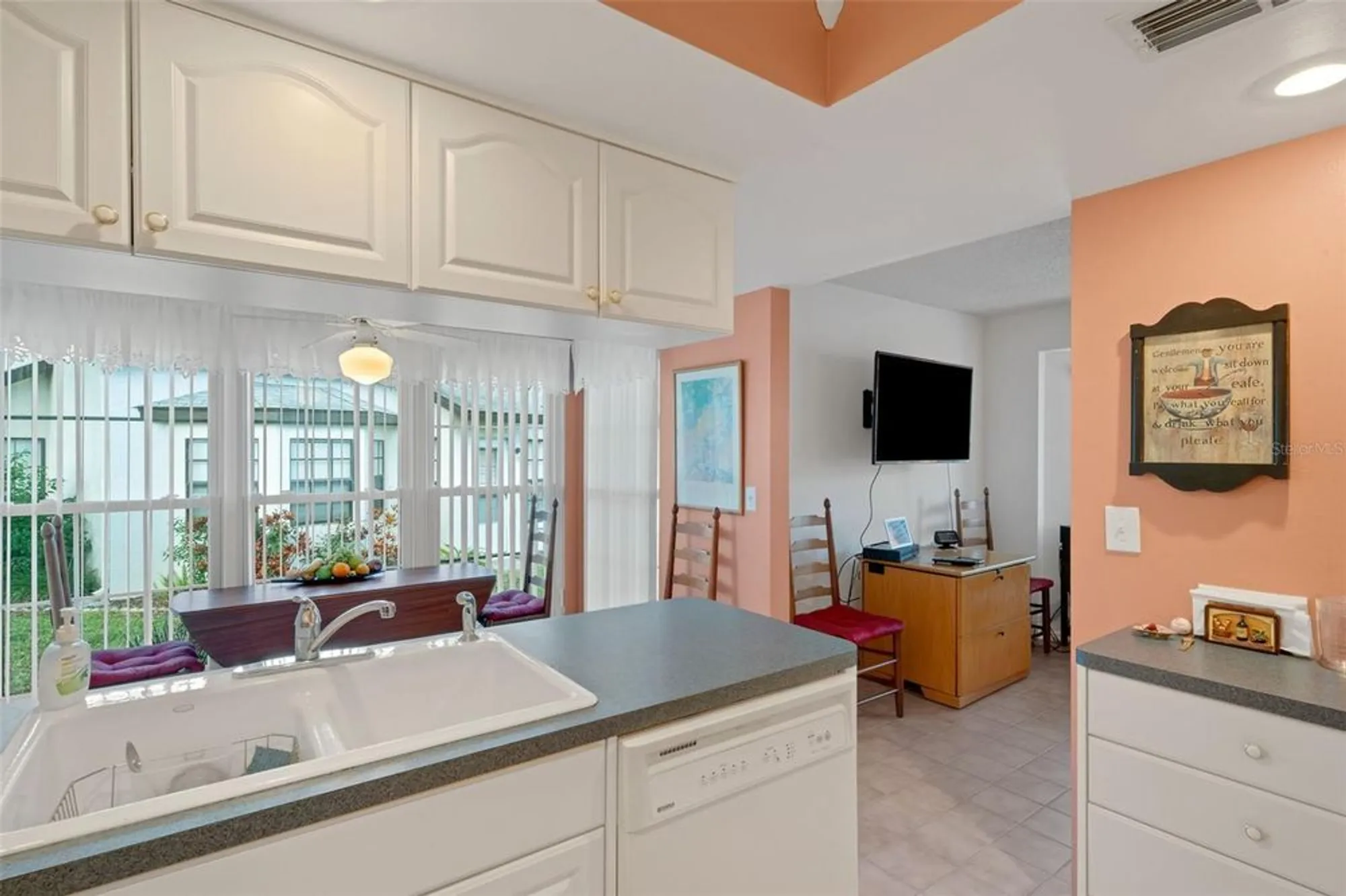 Property Slideshow image 20 of 79 | 3681 ridgemont ct, Palm Harbor, FL, 34684