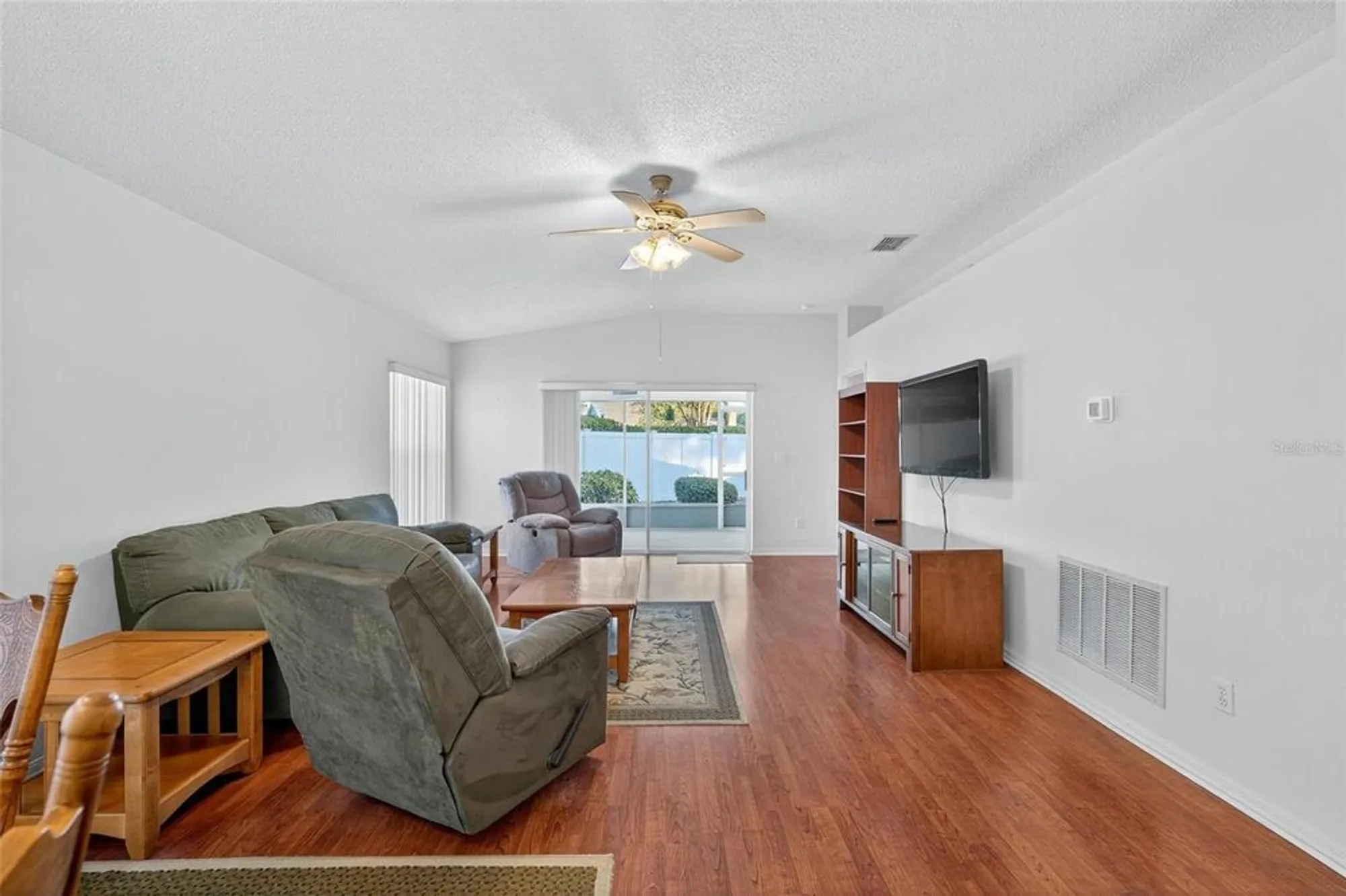 Property Slideshow image 17 of 63 | 4217 chamberlain way, Clermont, FL, 34711