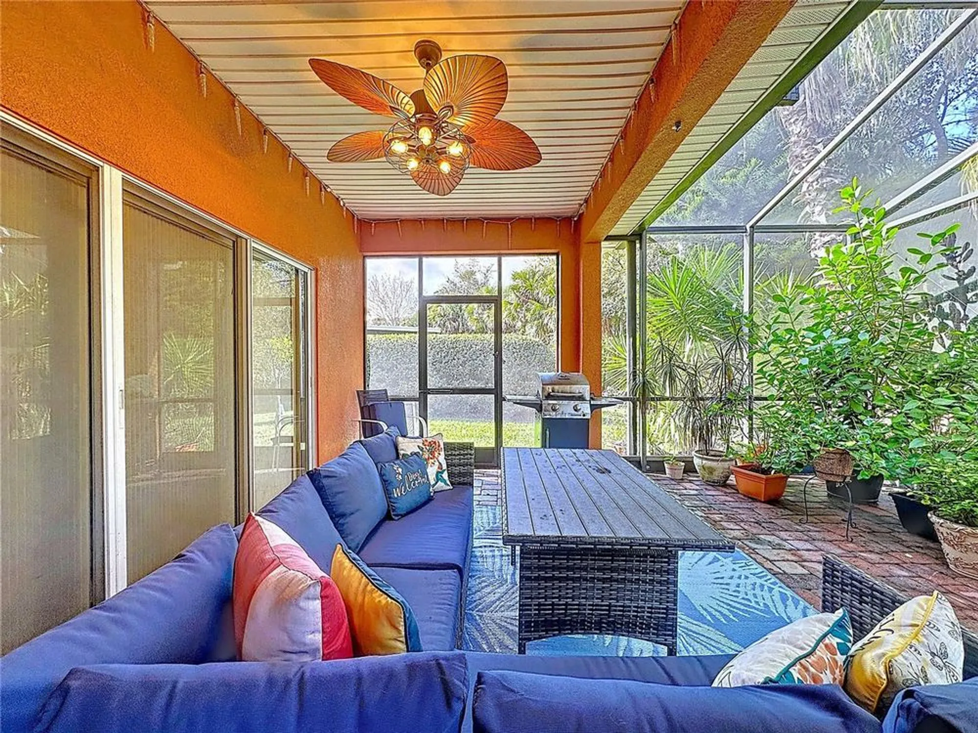 Property Slideshow image 9 of 61 | 258 sand piper dr, Poinciana, FL, 34759