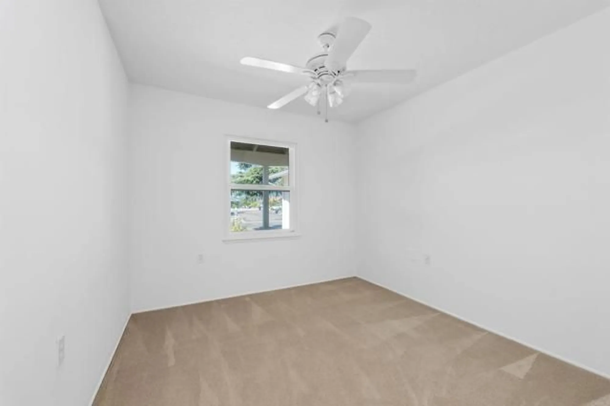 Property Slideshow image 24 of 31 | 16866 acebo dr, San Diego, CA, 92128