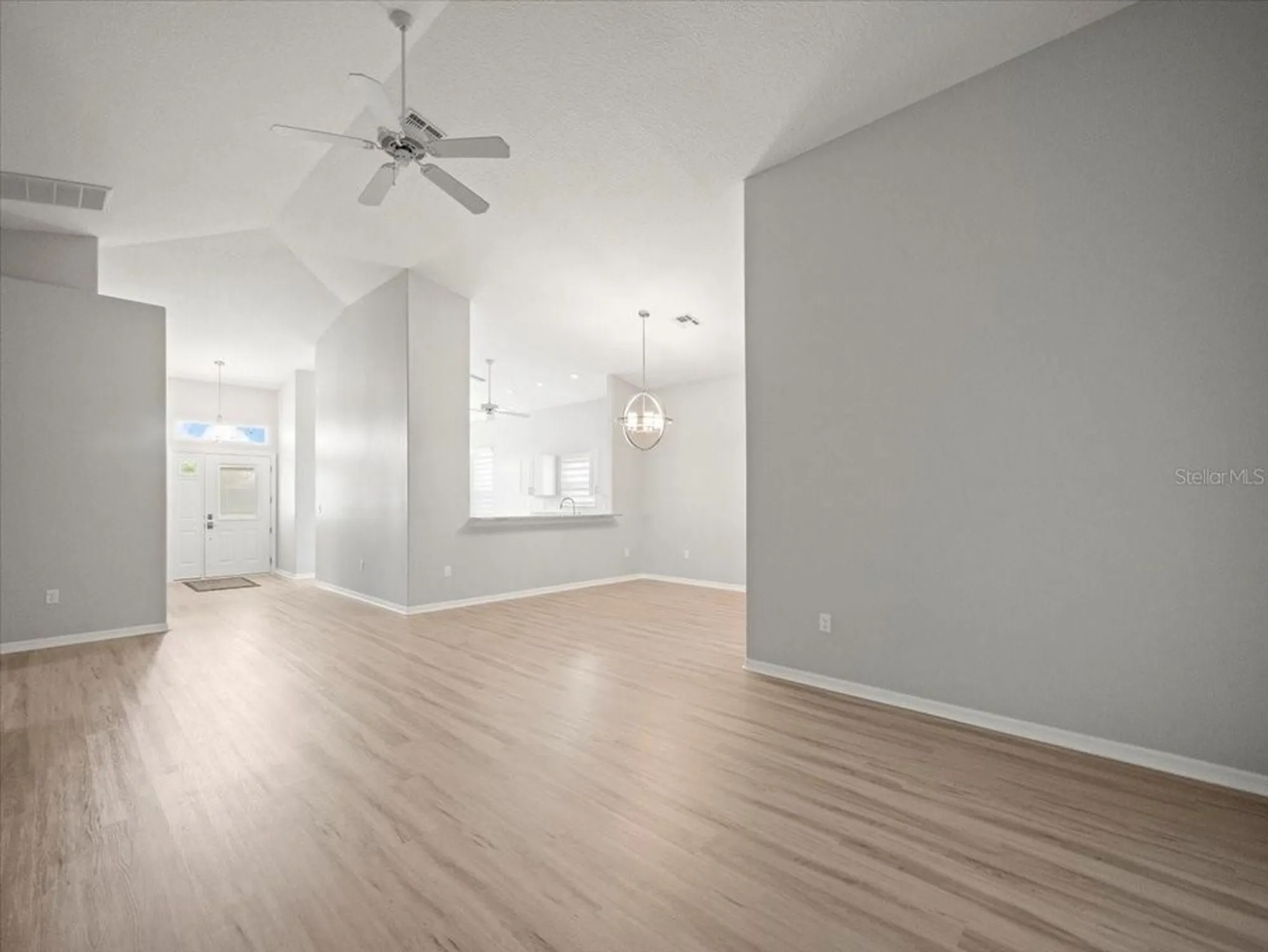Property Slideshow image 19 of 55 | 10163 holly berry dr, Weeki Wachee, FL, 34613