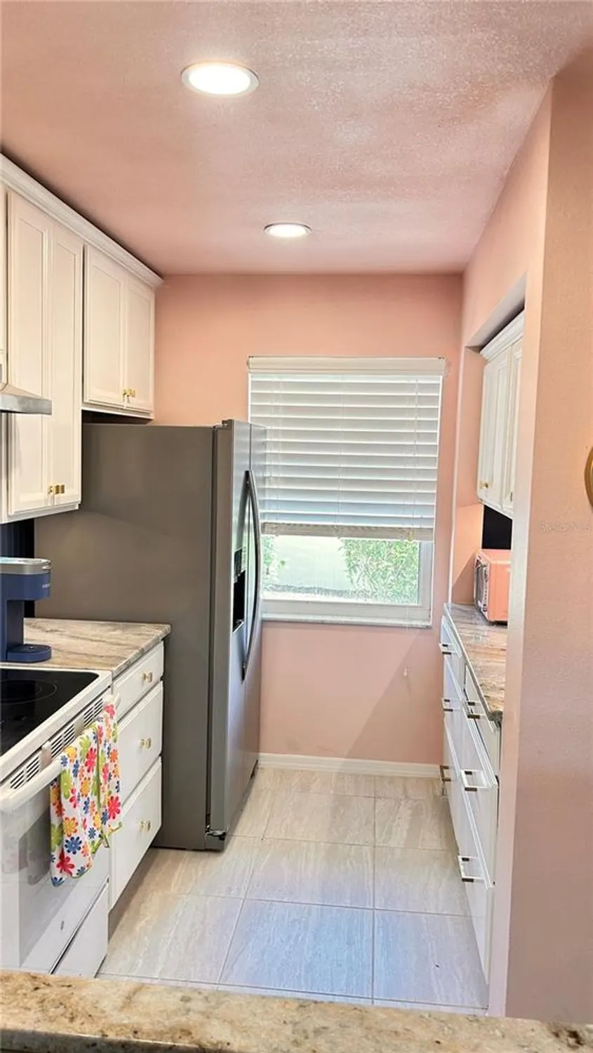 Property Slideshow image 24 of 31 | 433 cerromar ln 331, Venice, FL, 34293