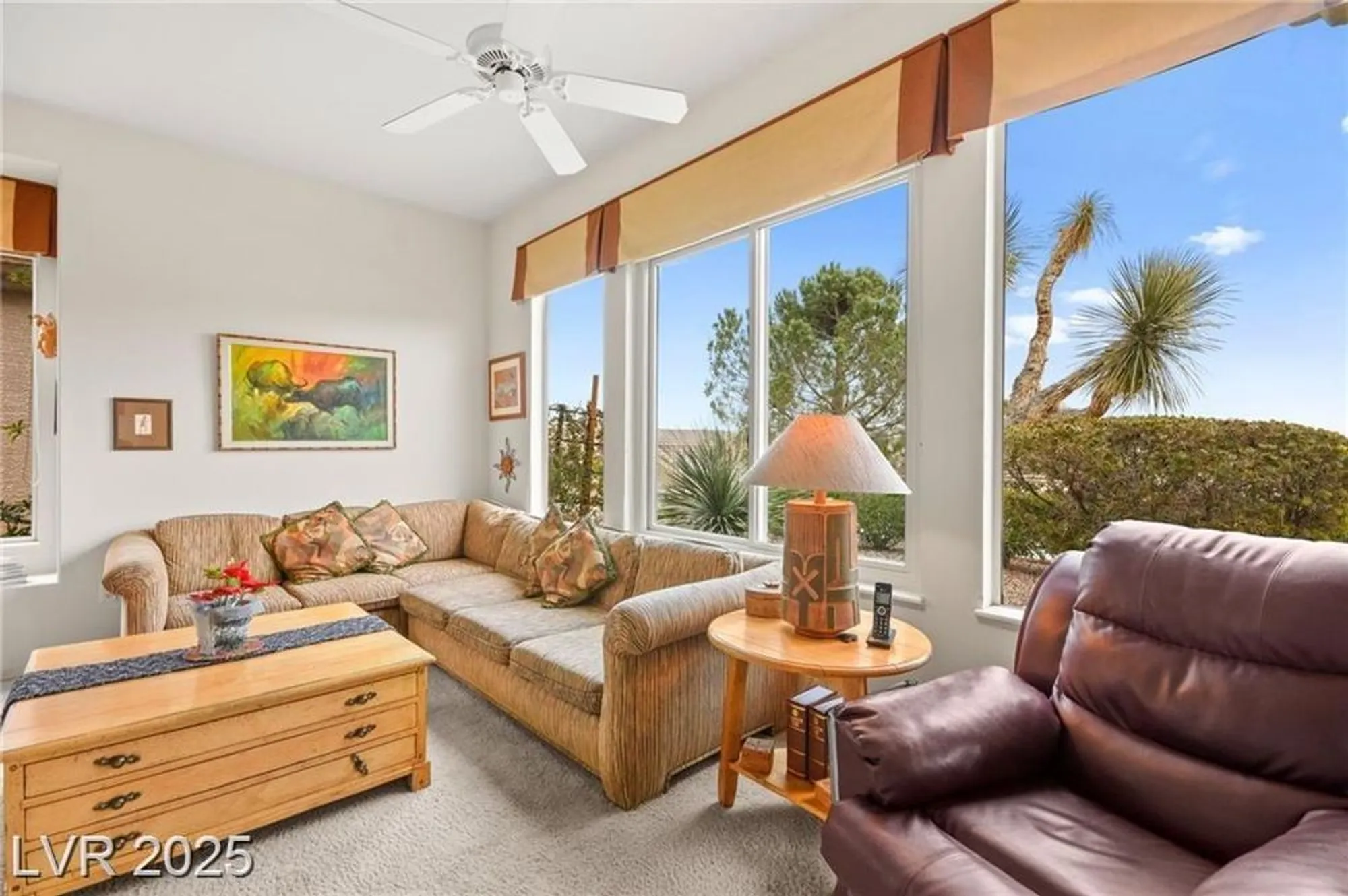 Property Slideshow image 19 of 71 | 482 bonnie brook pl, Henderson, NV, 89012